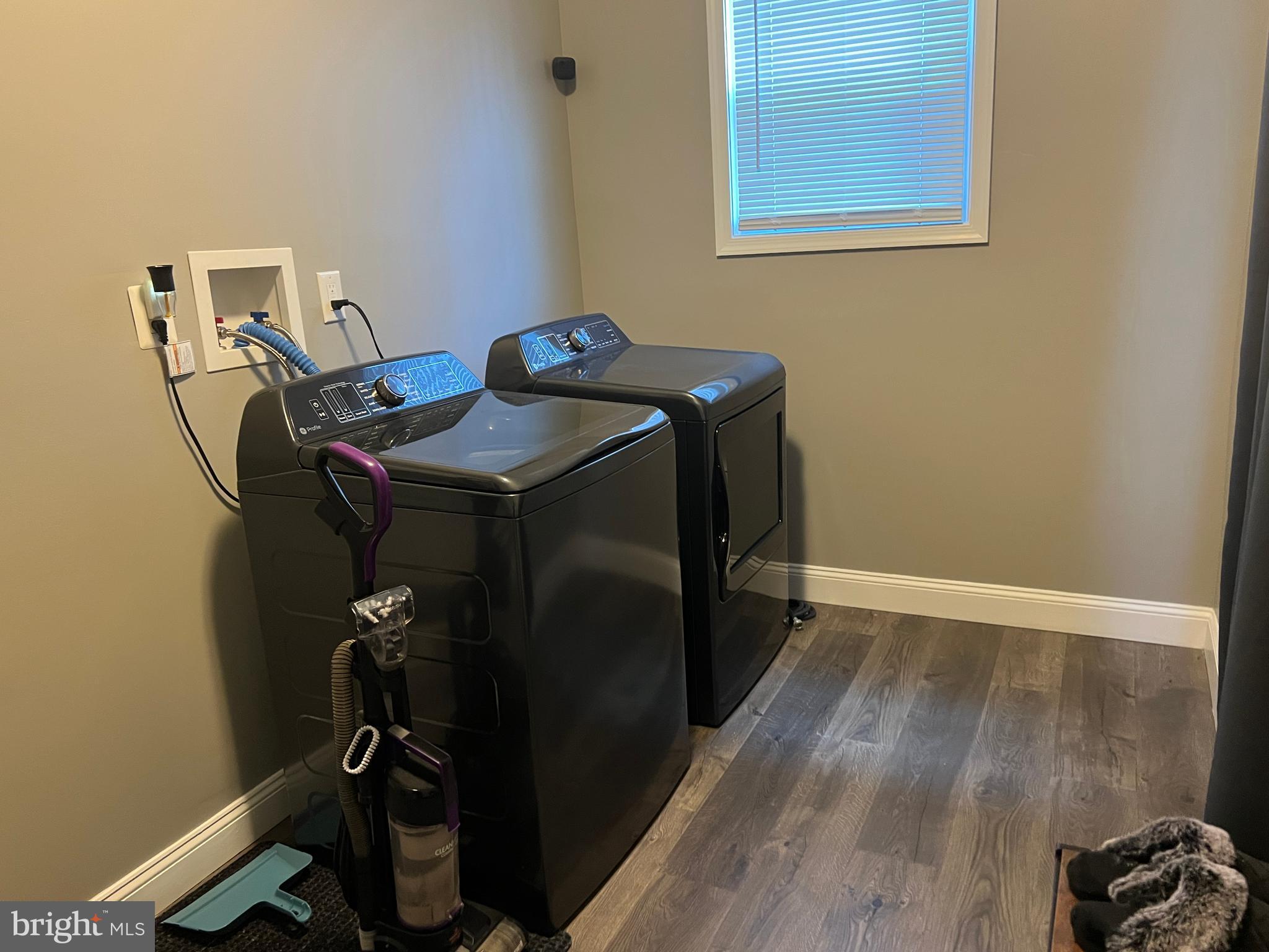 BELAIR-EDISON - Residential