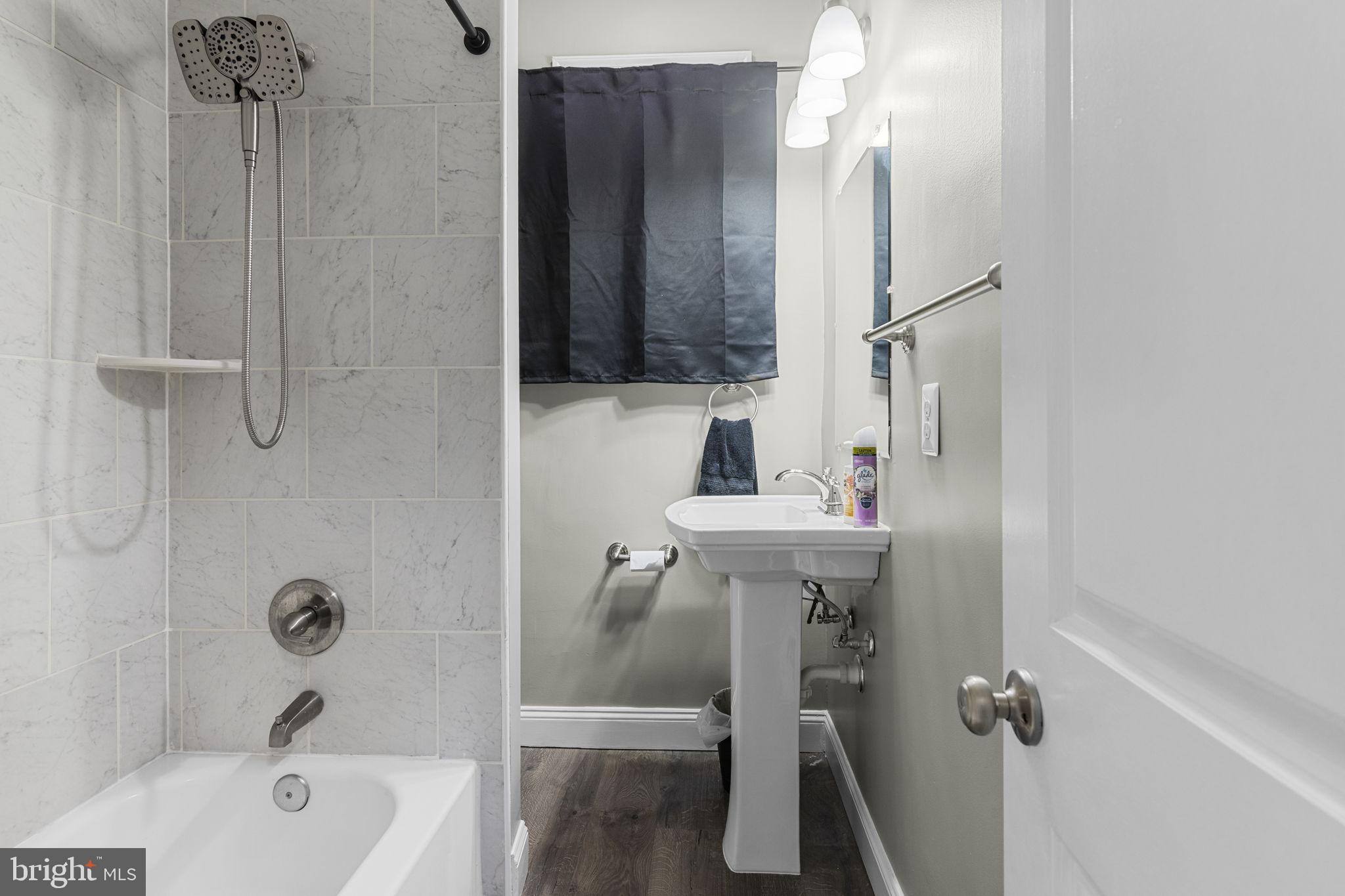 BELAIR-EDISON - Residential