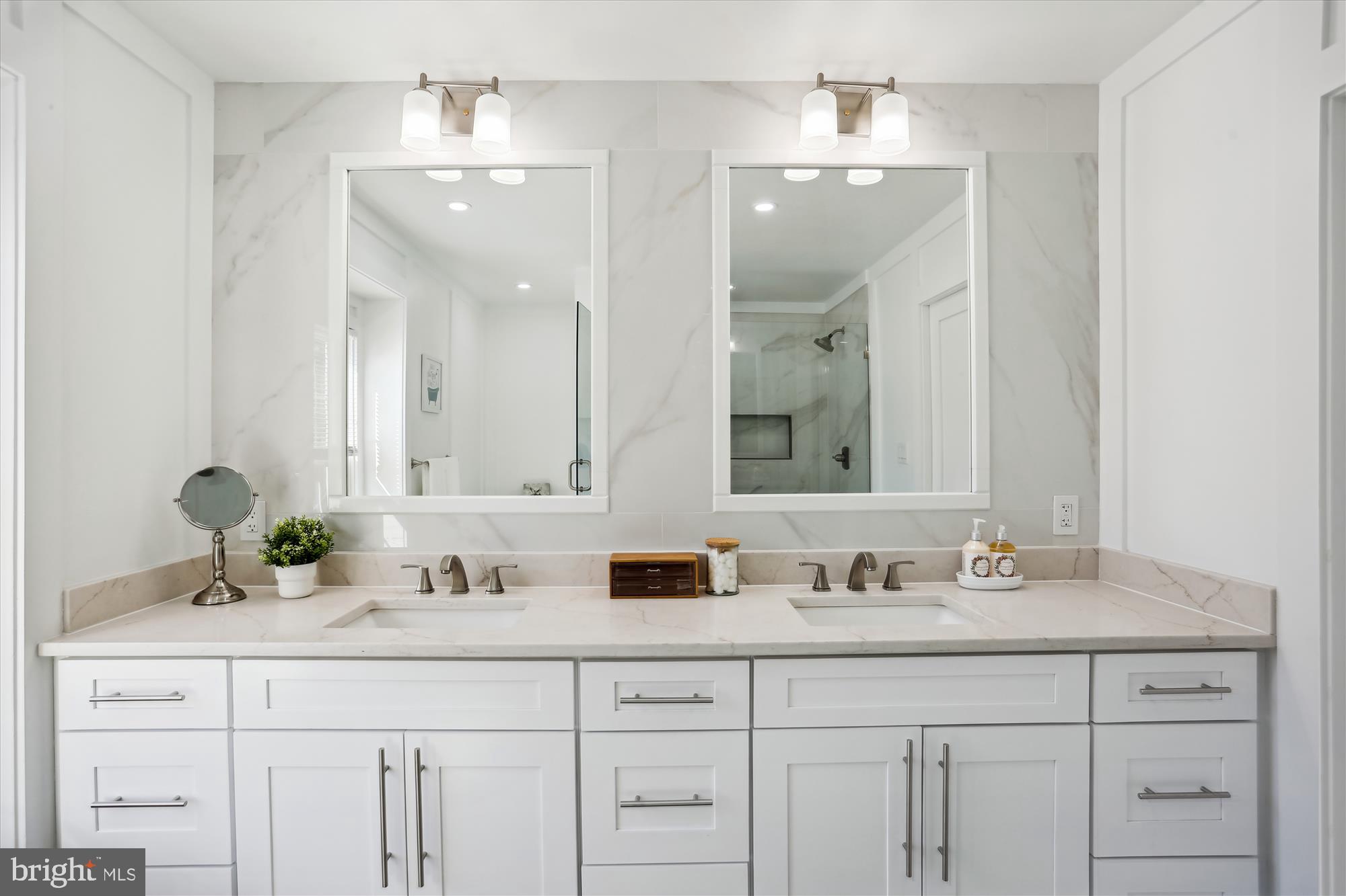 FLOWER VALLEY - Residential