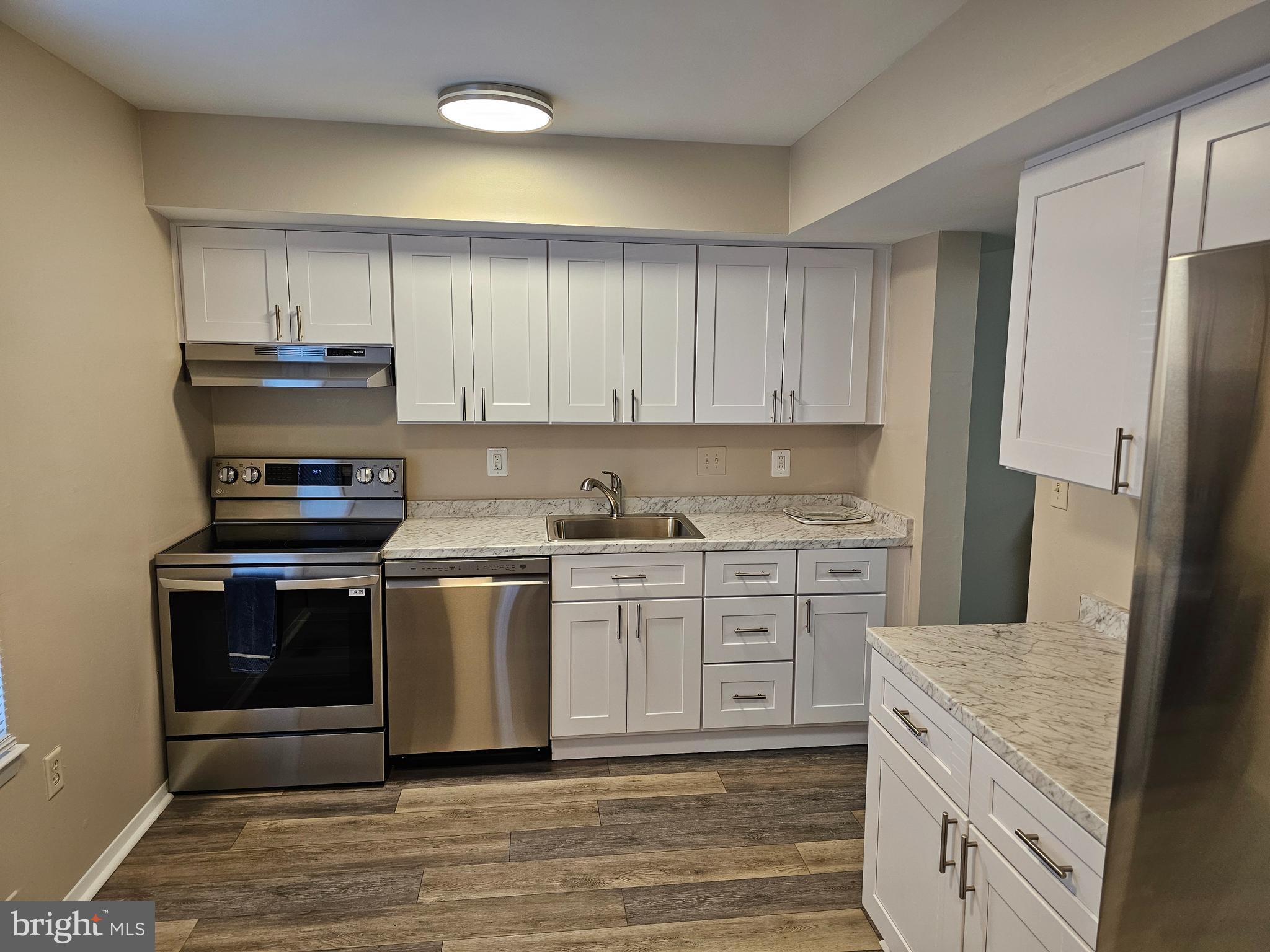 KIMBERLY WOODS VILLAGE - Residential Lease