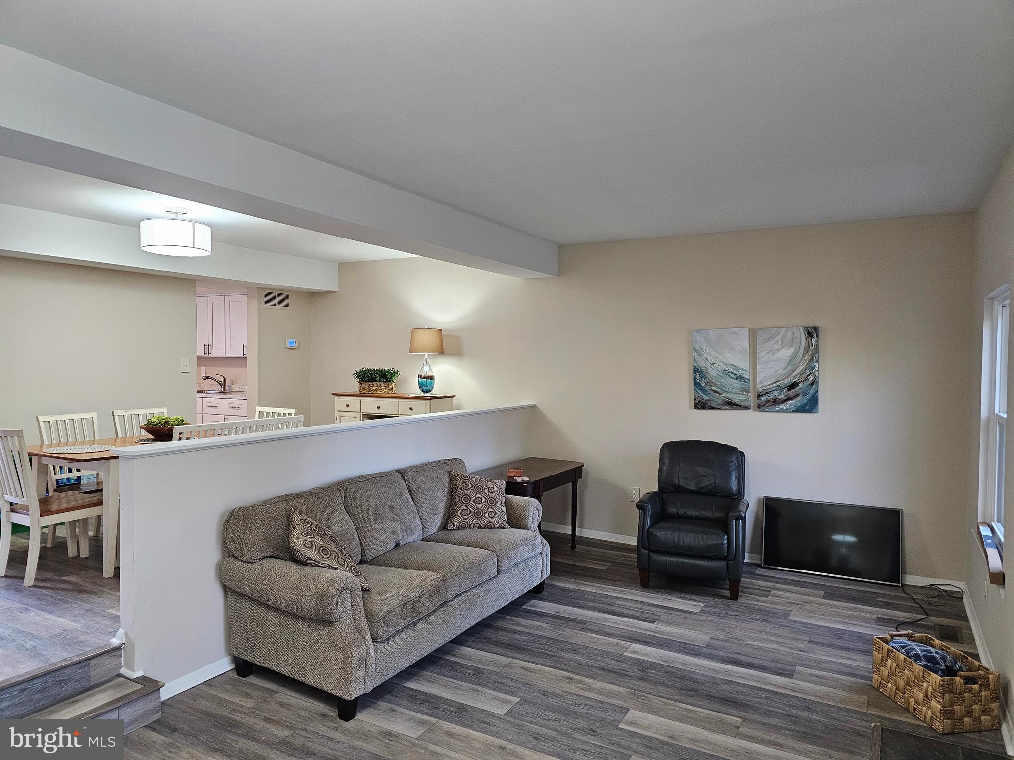 KIMBERLY WOODS VILLAGE - Residential Lease