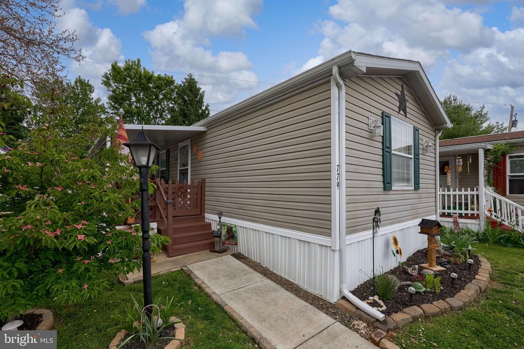 Photo of 779 Nancy Lane, LANCASTER, PA 17601 (MLS # PALA2087562)