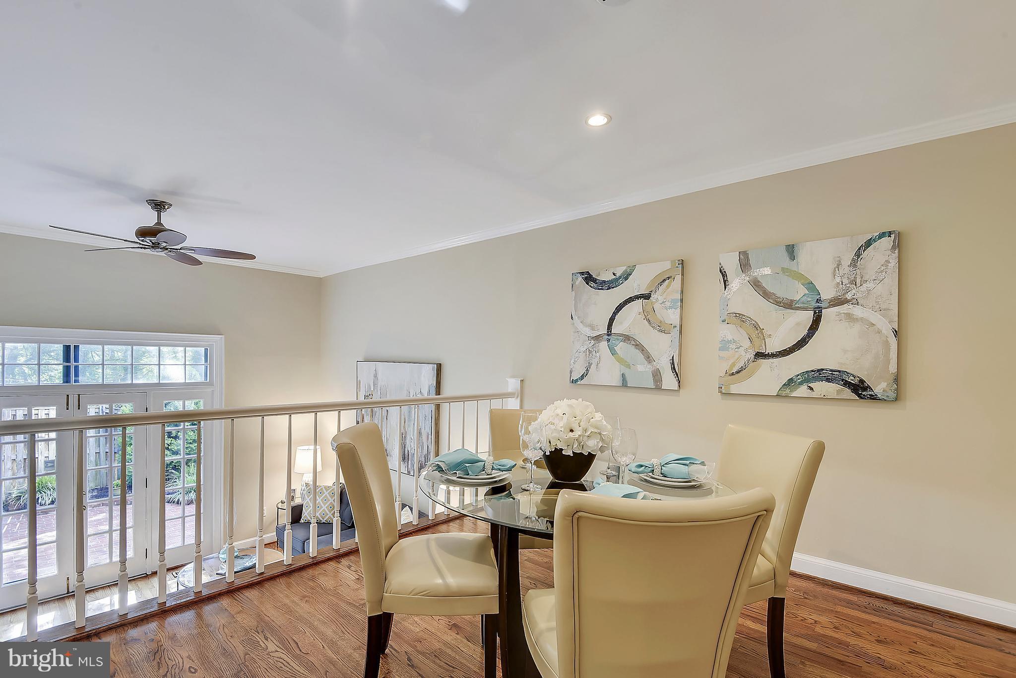 SHUTERS HILL - Residential