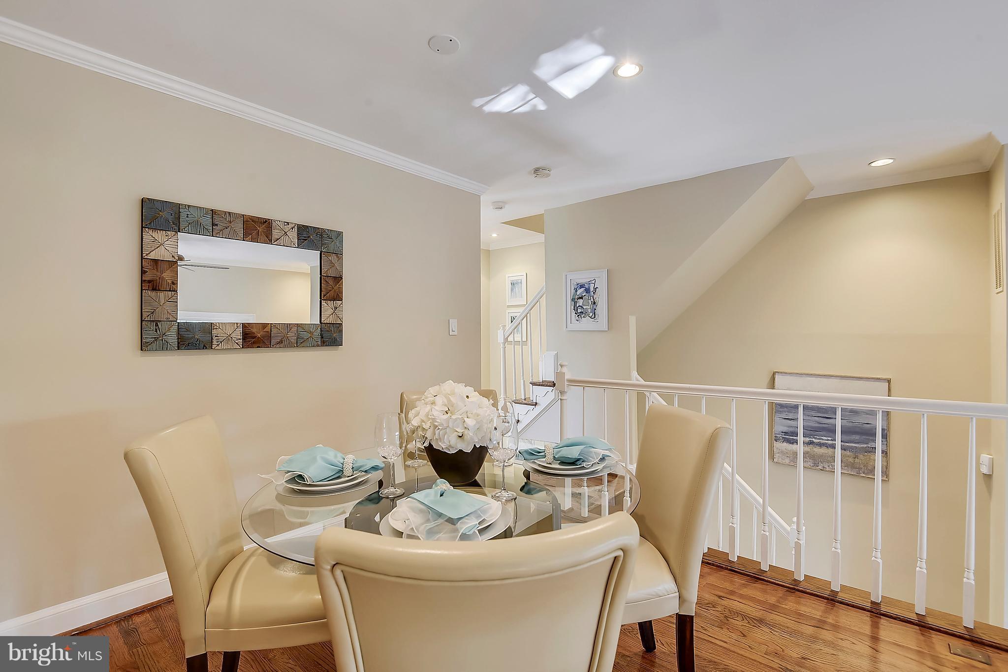 SHUTERS HILL - Residential