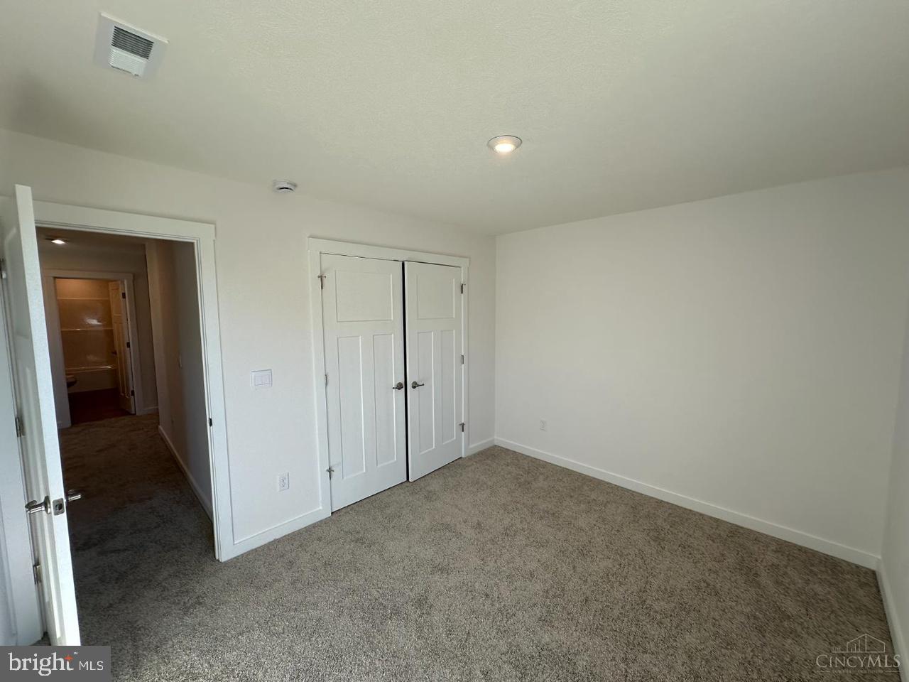 HUNTWELL WEST - Residential