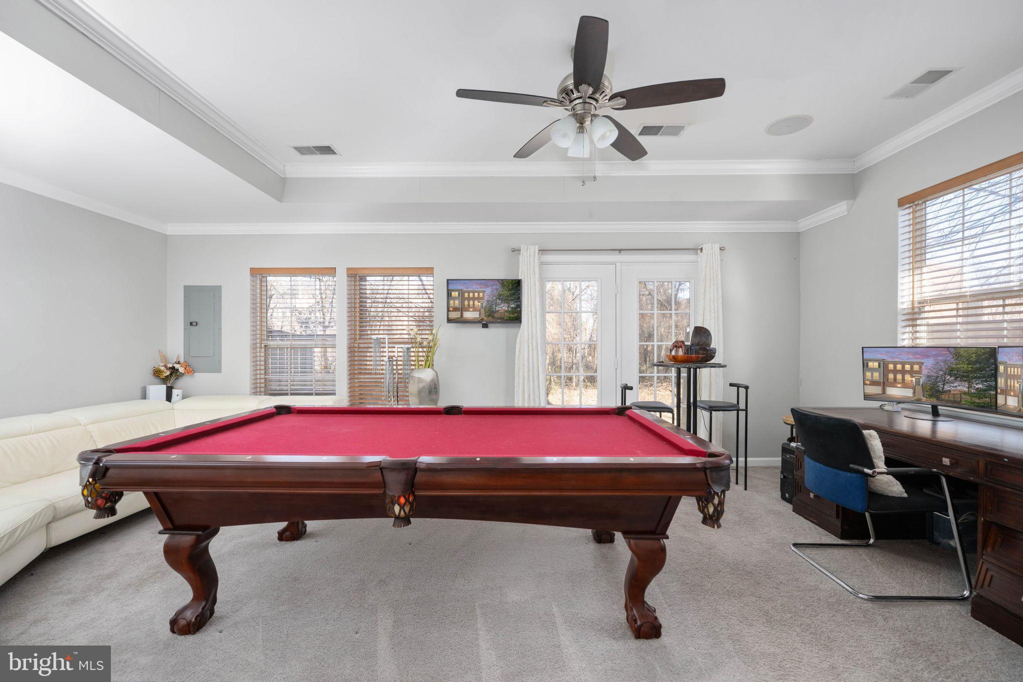 WYNGATE MANOR - Residential