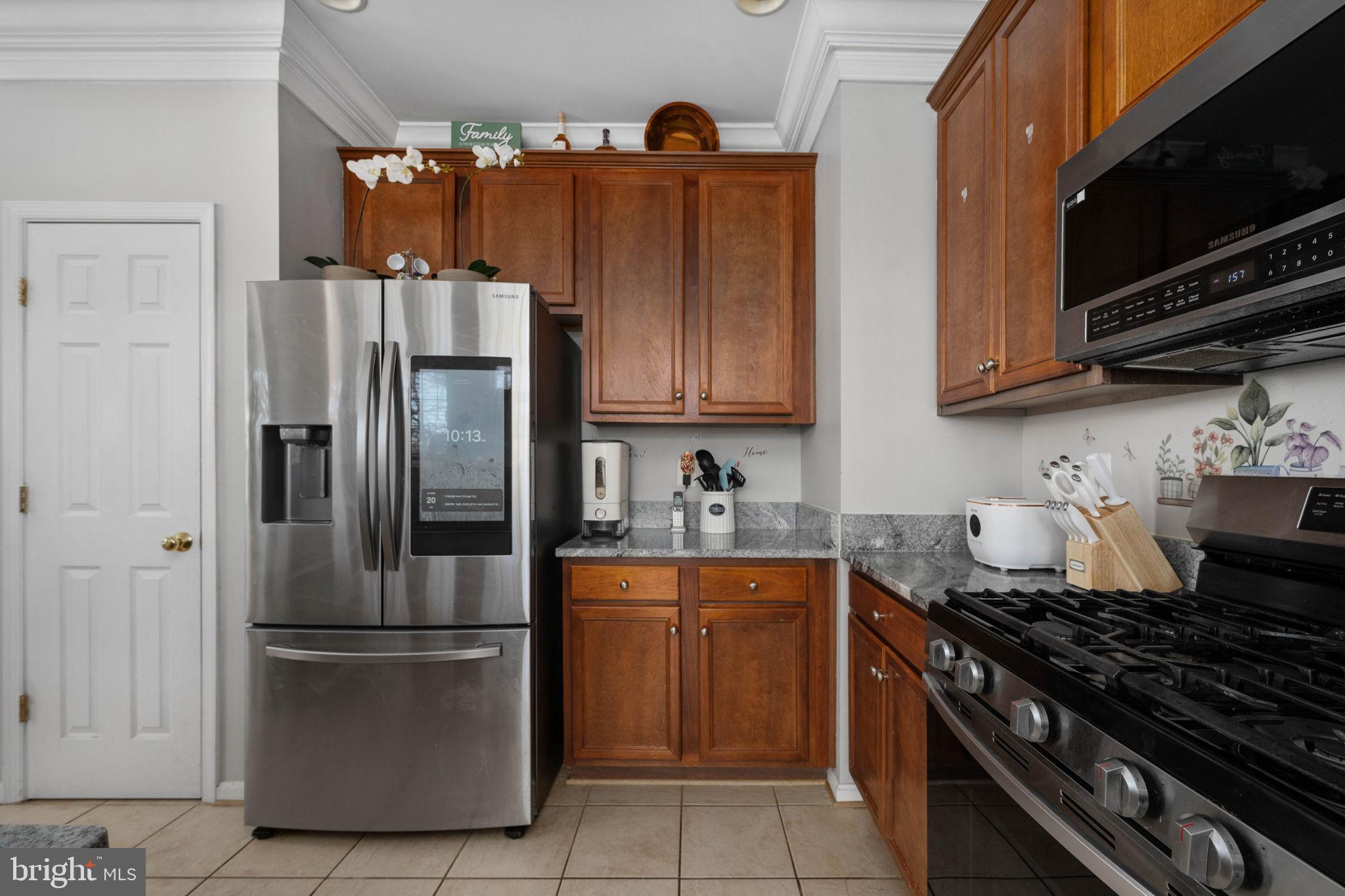 WYNGATE MANOR - Residential