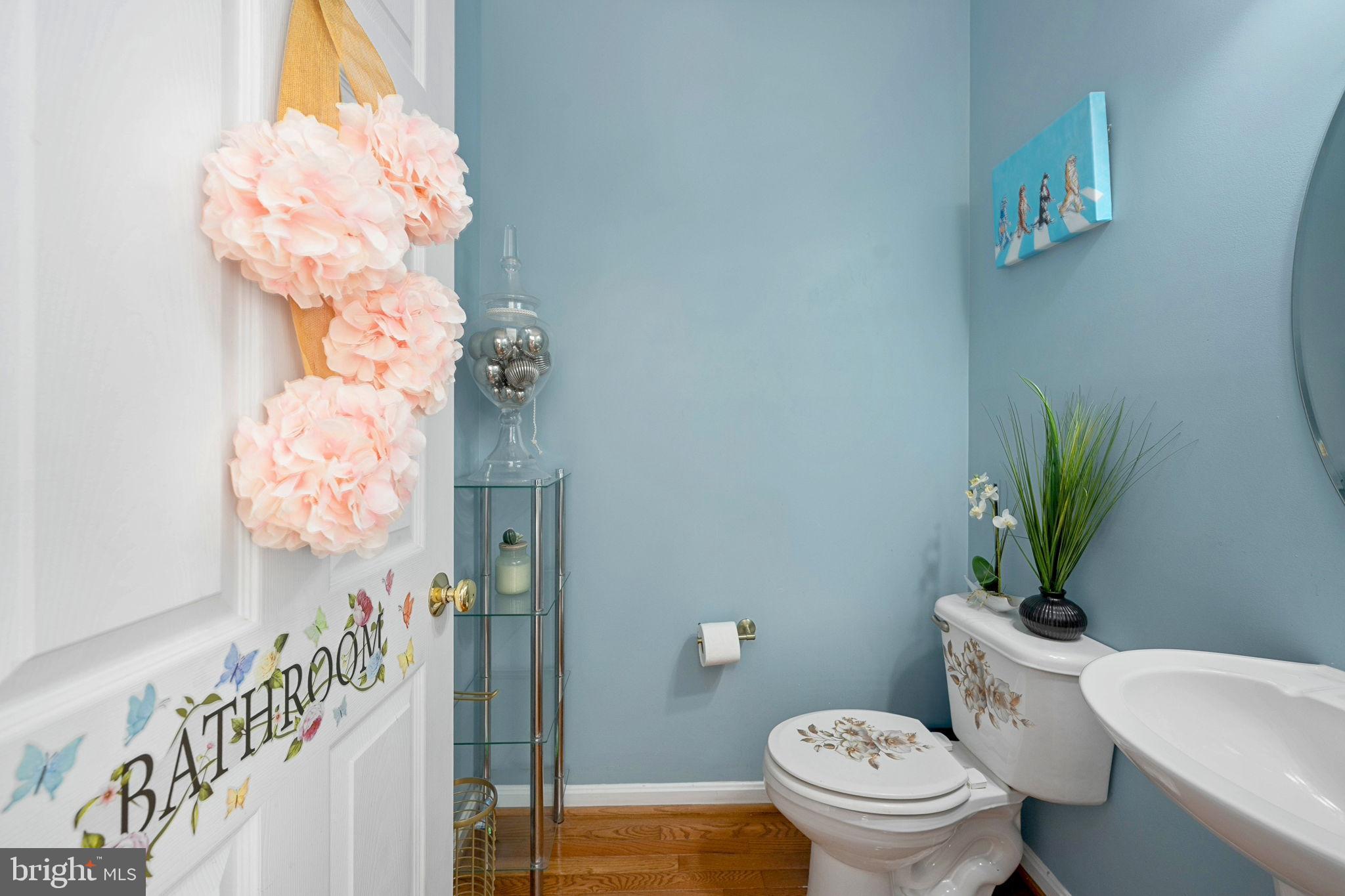 WYNGATE MANOR - Residential