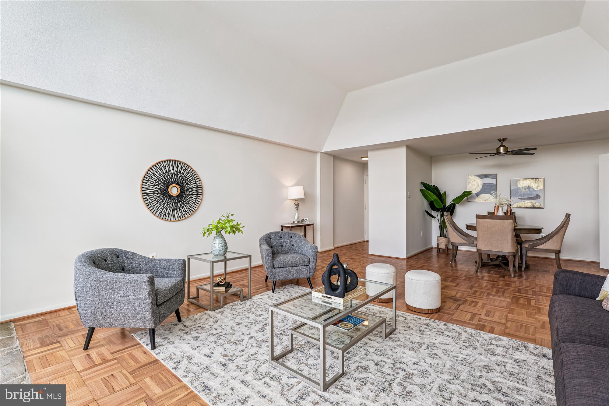 700 7TH STREET SW 822