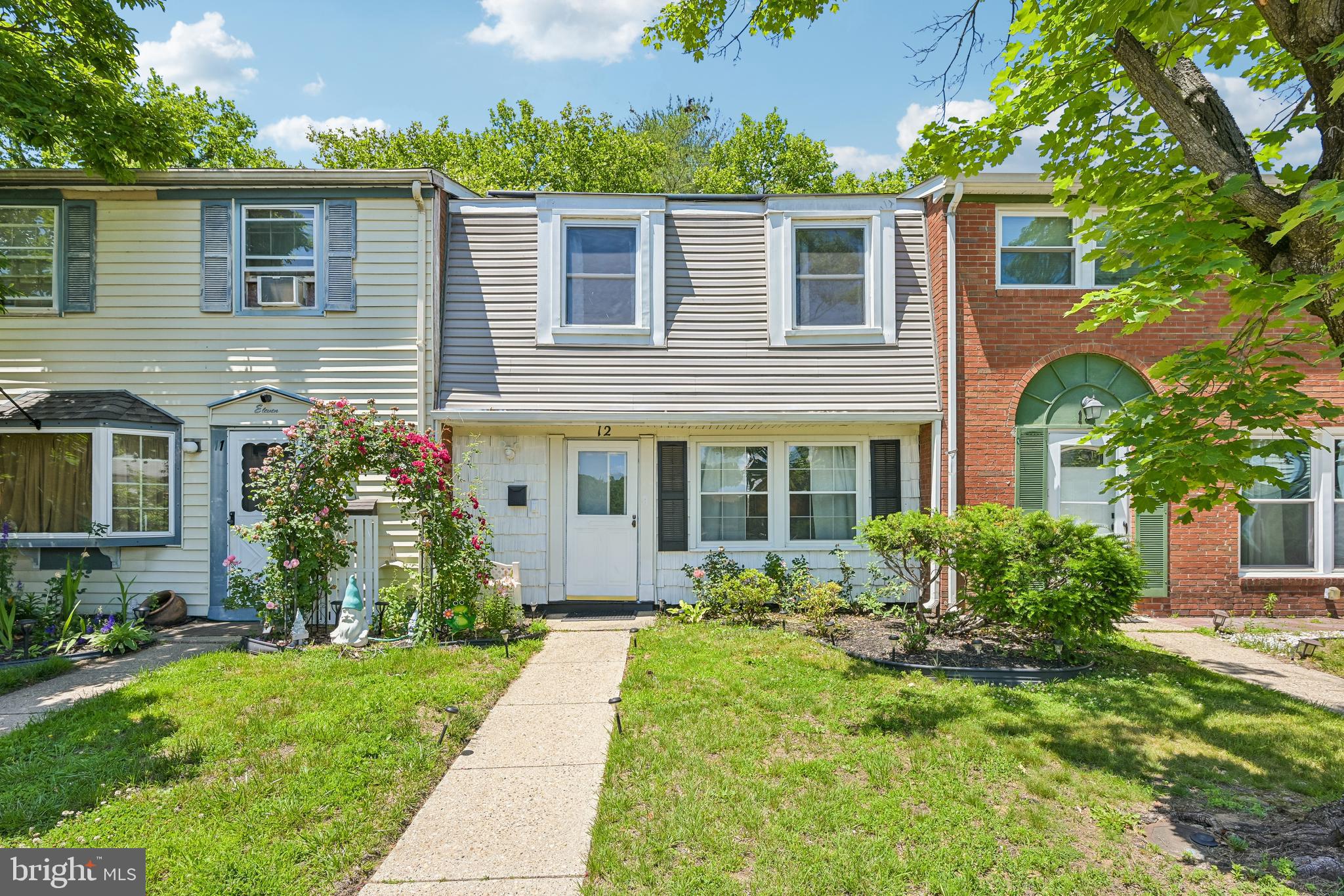 12 ROXBURN PLACE