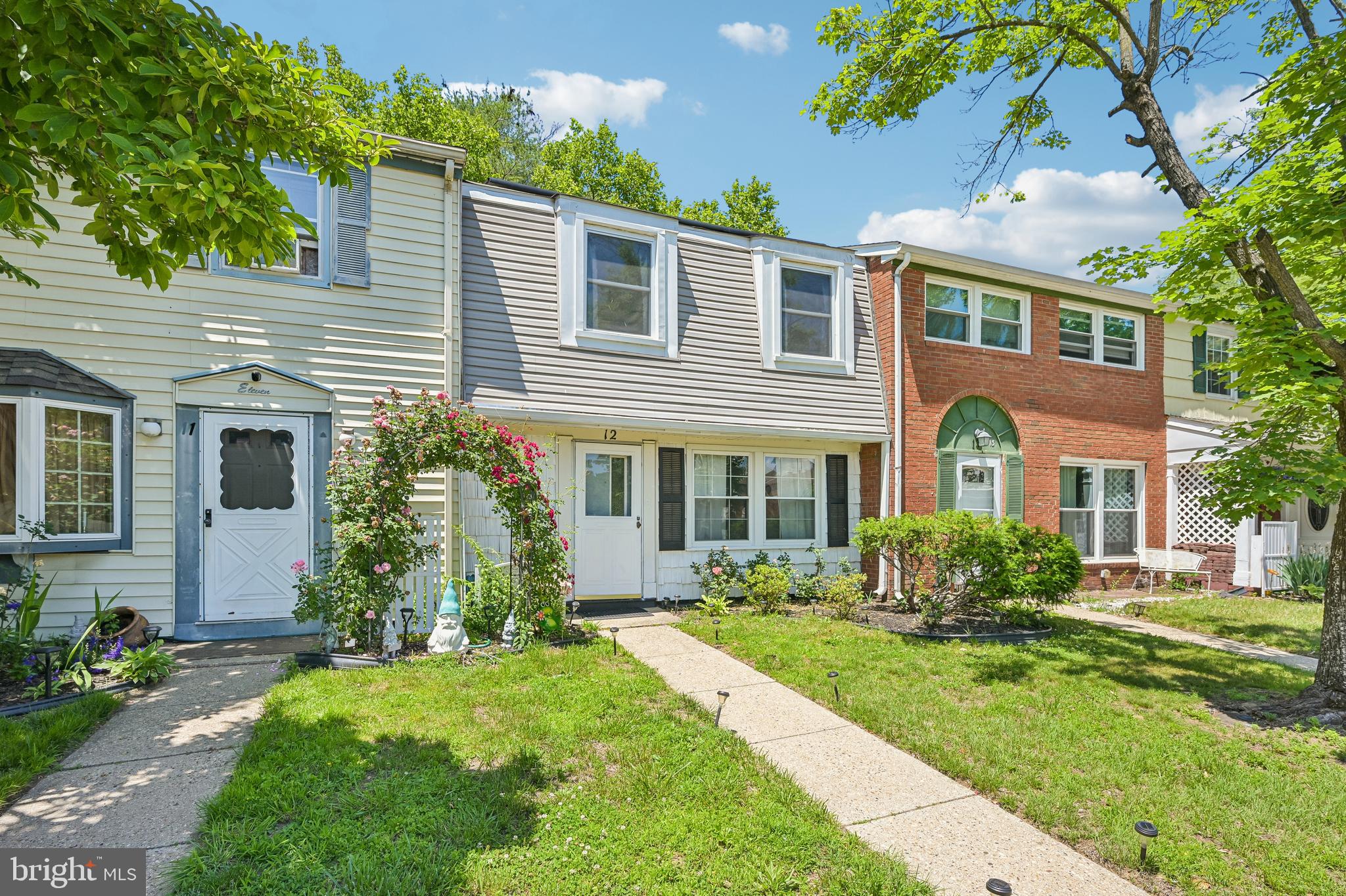 12 ROXBURN PLACE