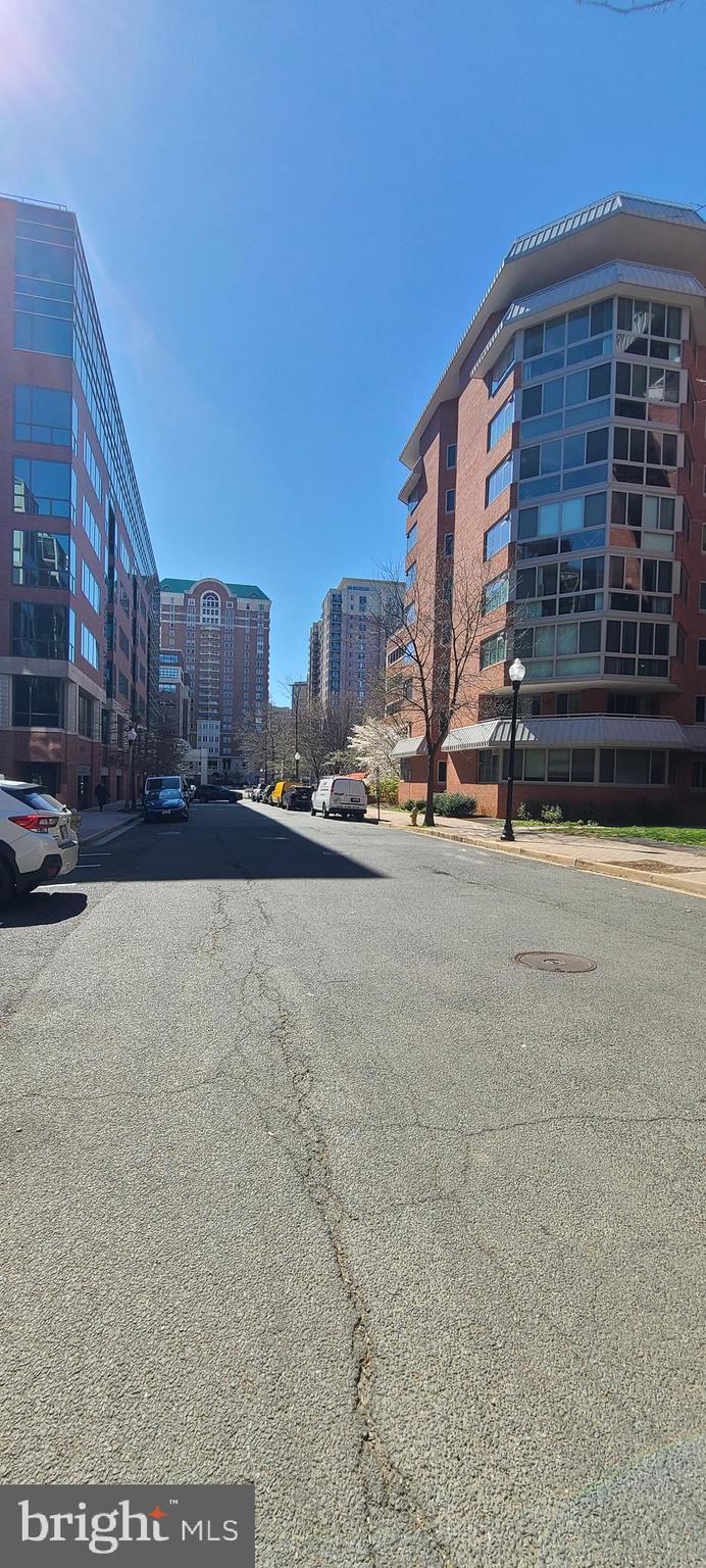 WESTVIEW AT BALLSTON METRO - Residential Lease