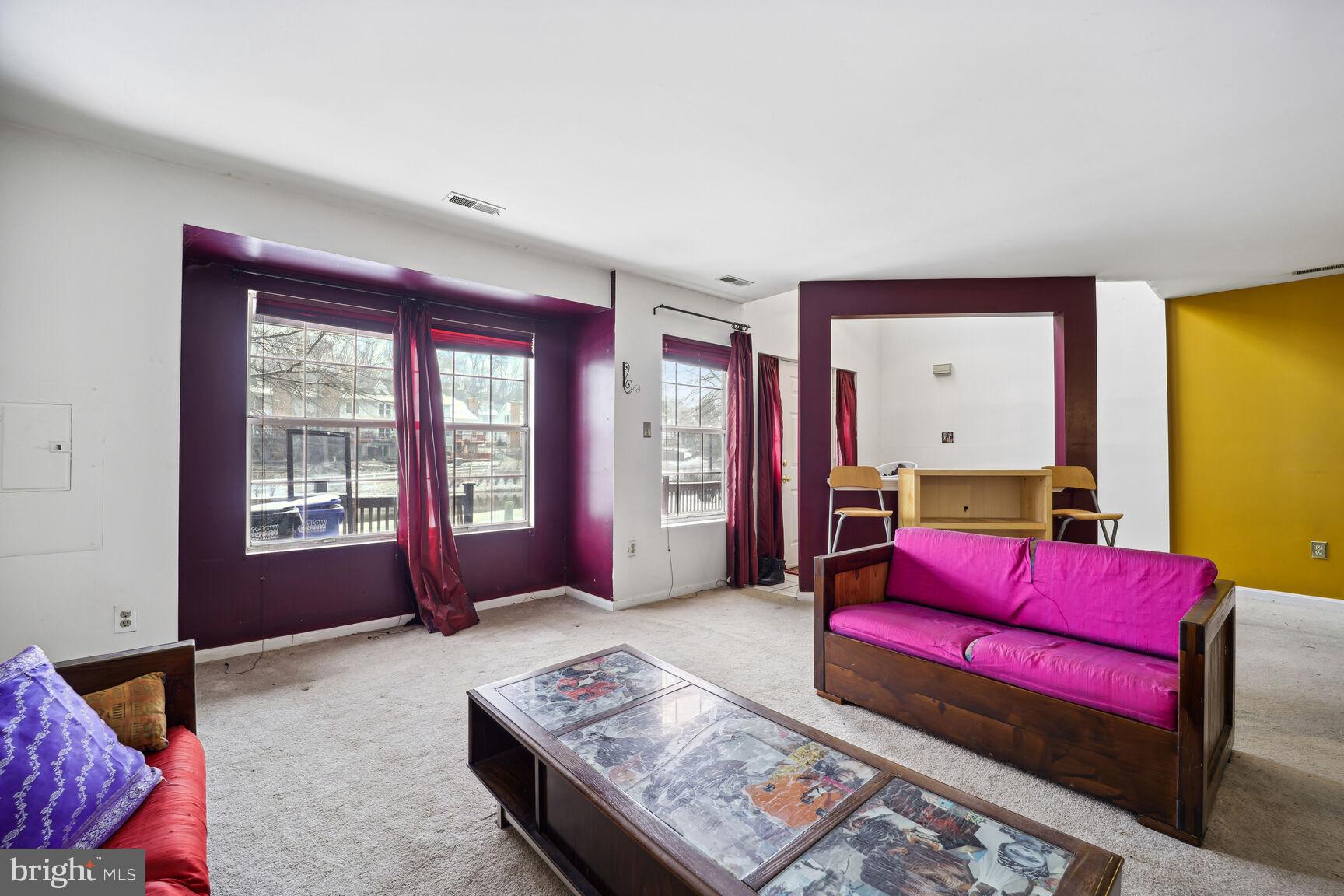 LAUREL LAKES PLAT 2 - Residential