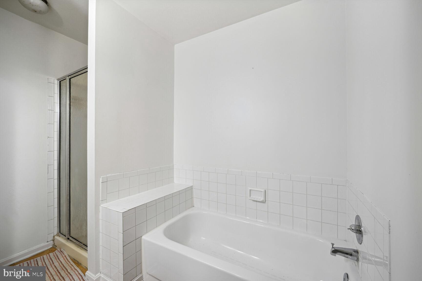 LAUREL LAKES PLAT 2 - Residential