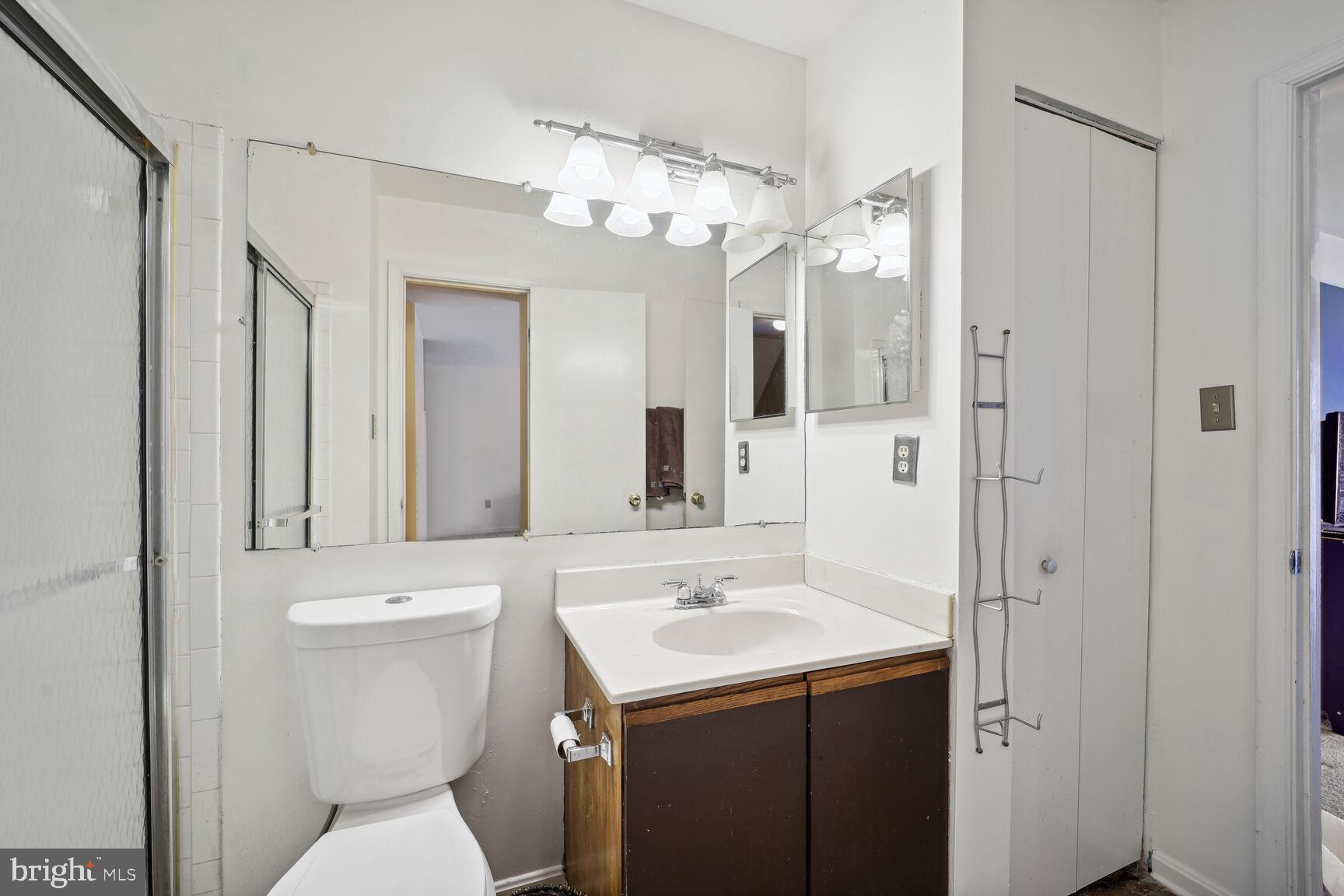 LAUREL LAKES PLAT 2 - Residential