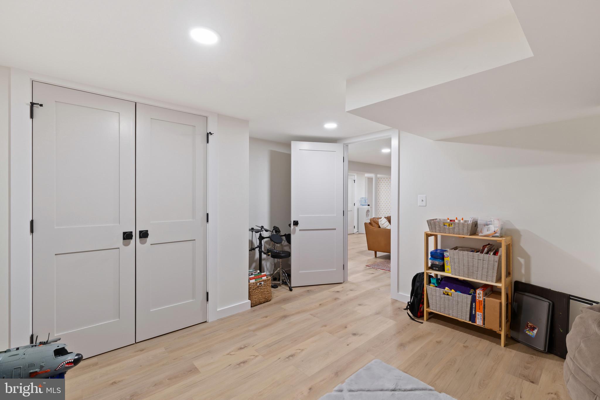 LONGSHOREMENS - Residential