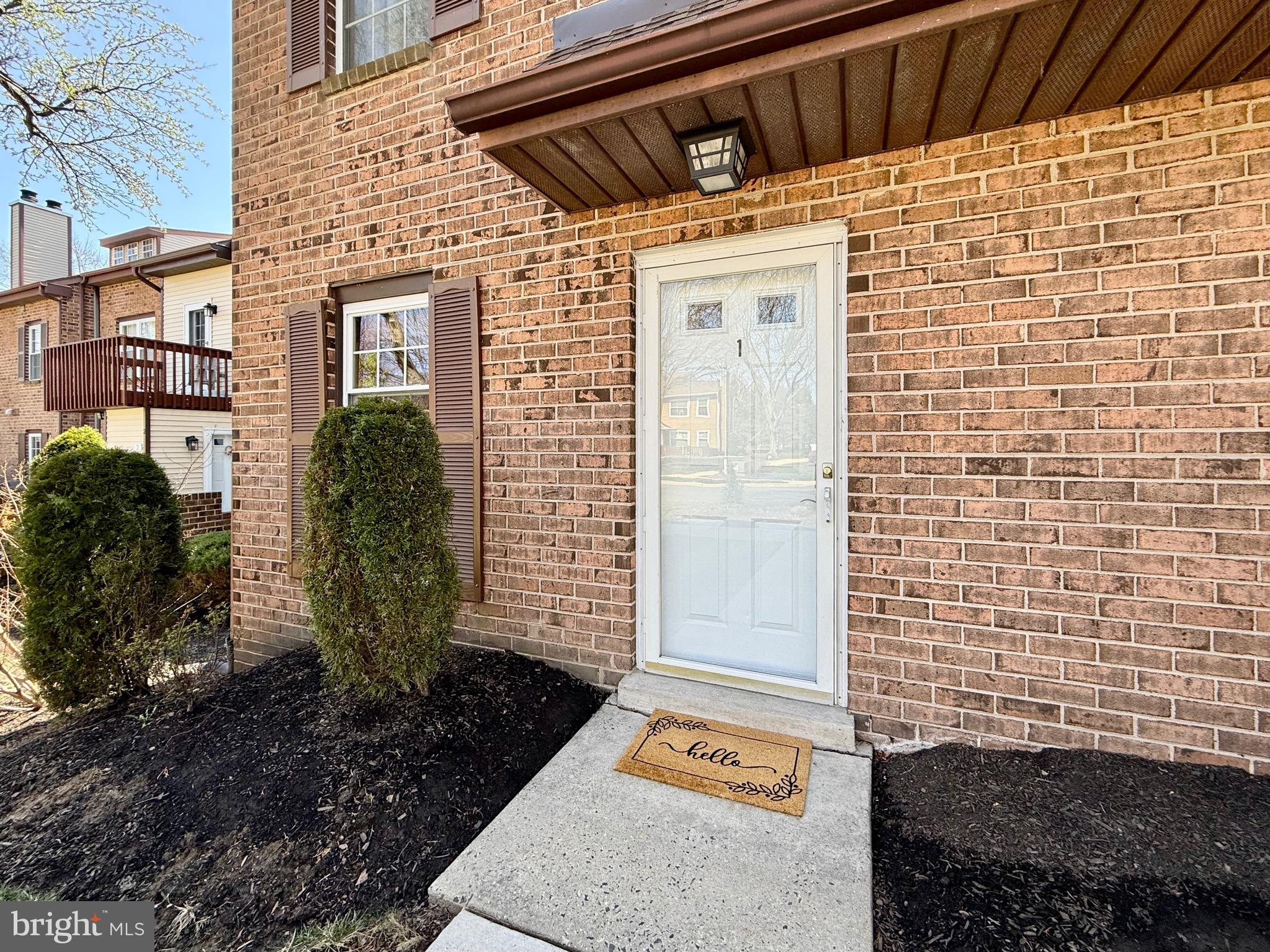 SAW MILL VALLEY - Residential