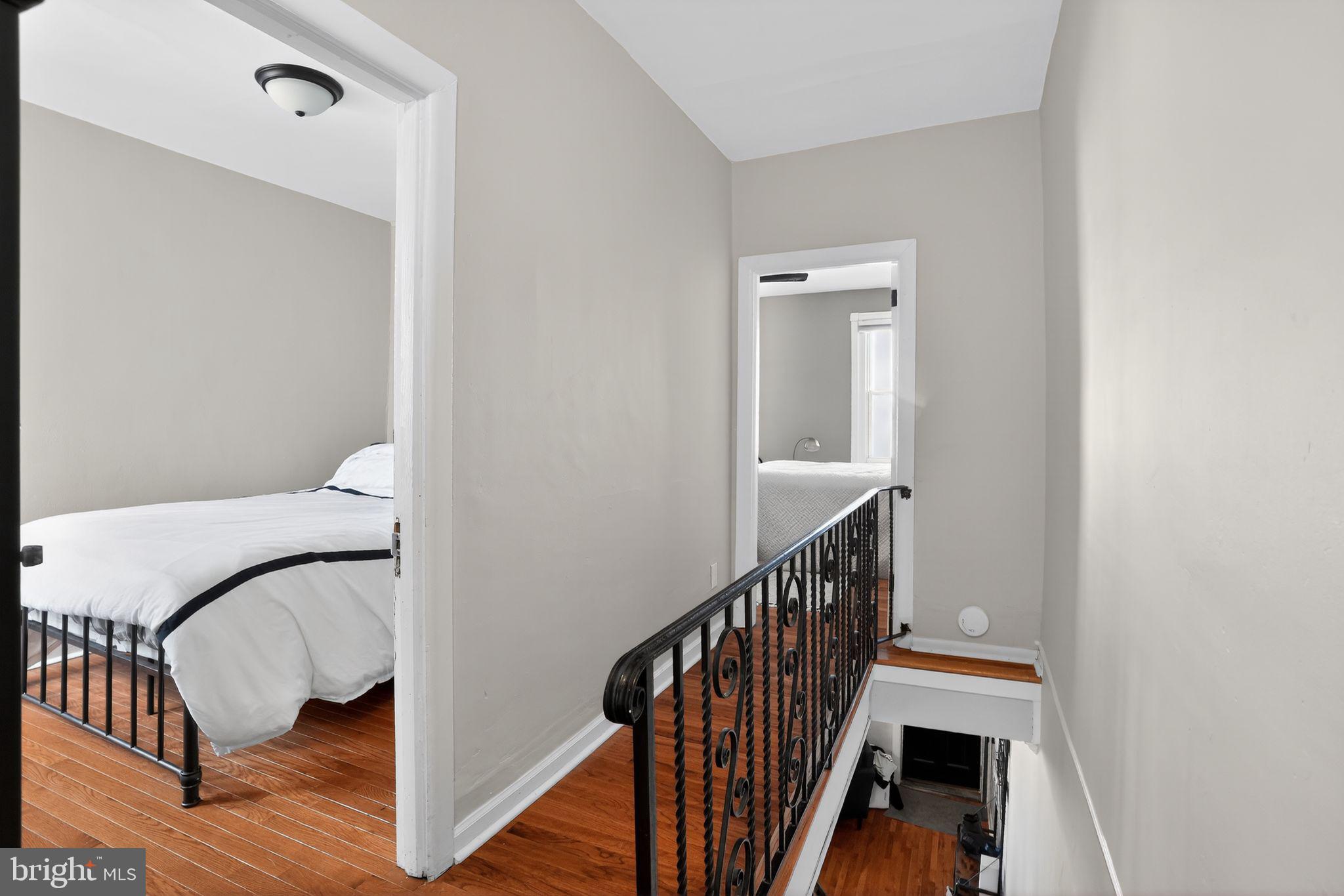 ROXBOROUGH - Residential