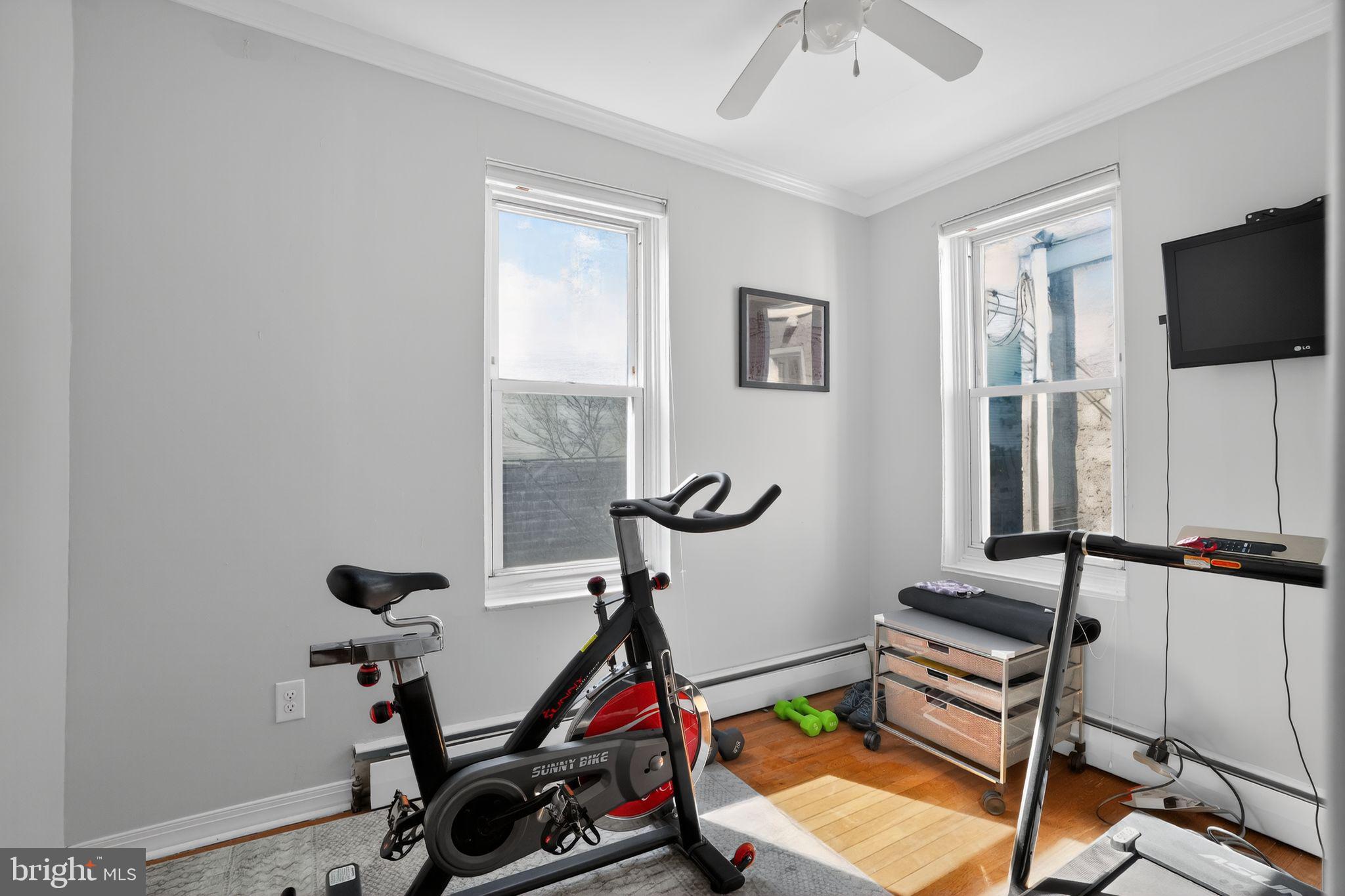 ROXBOROUGH - Residential