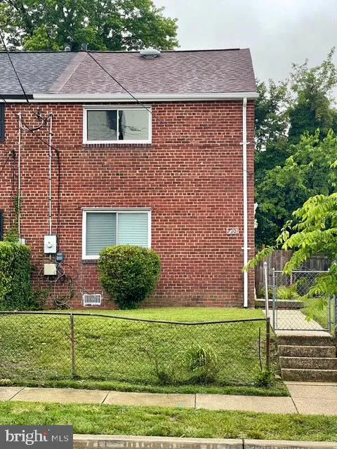 2301 Wyngate Road, Suitland, MD MLS: MDPG2156810