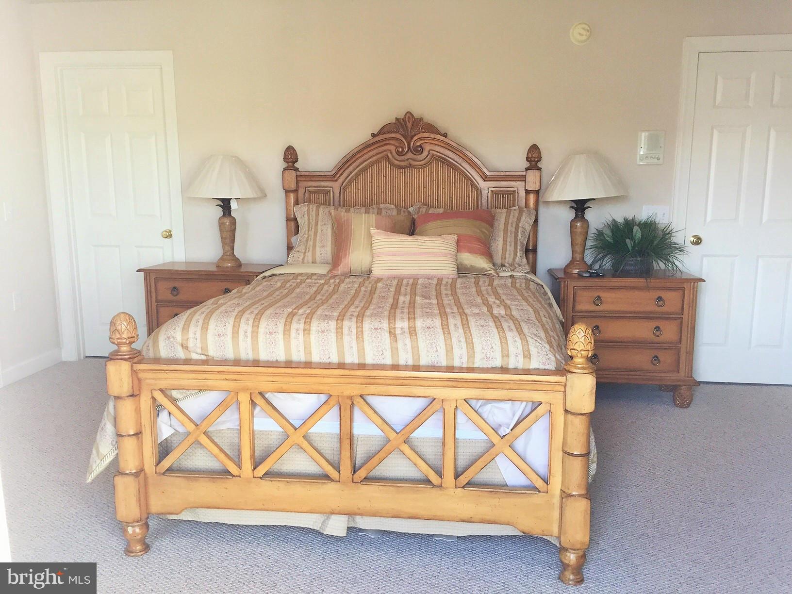 OCEAN VILLAGE - Residential