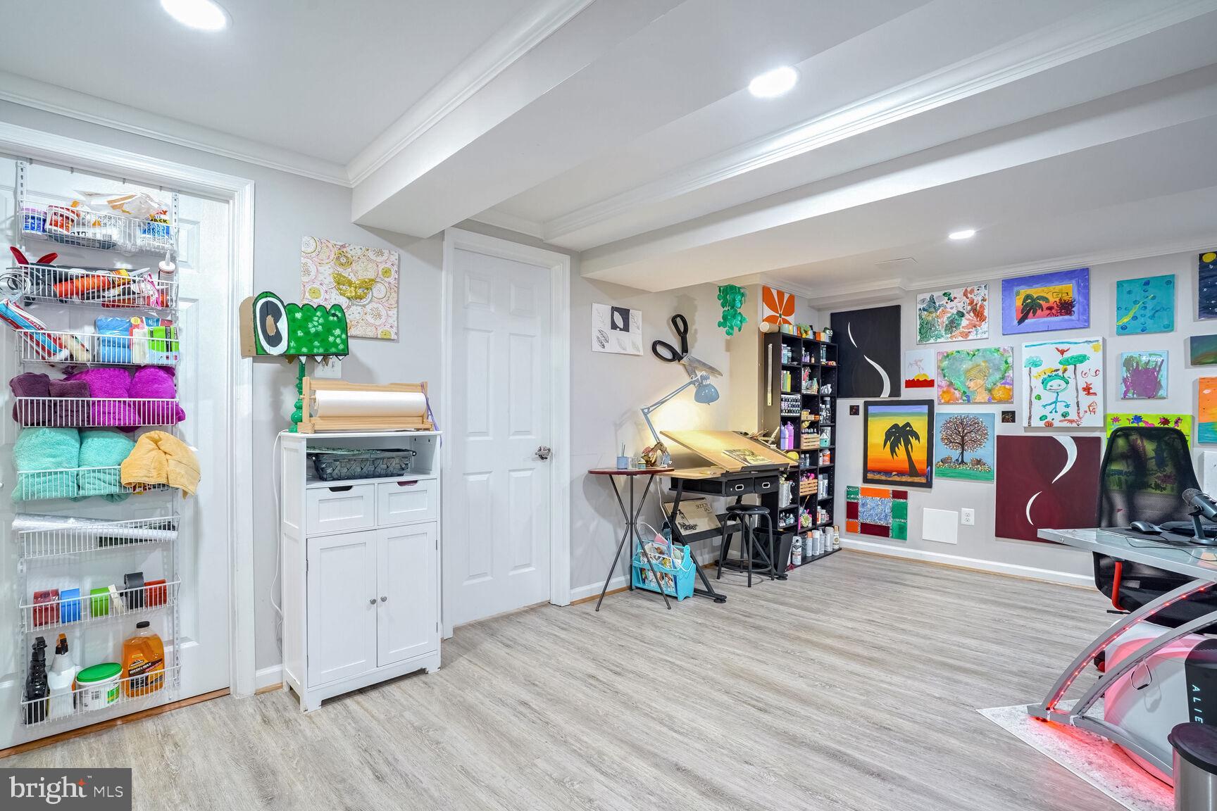 HAYFIELD FARM - Residential Lease