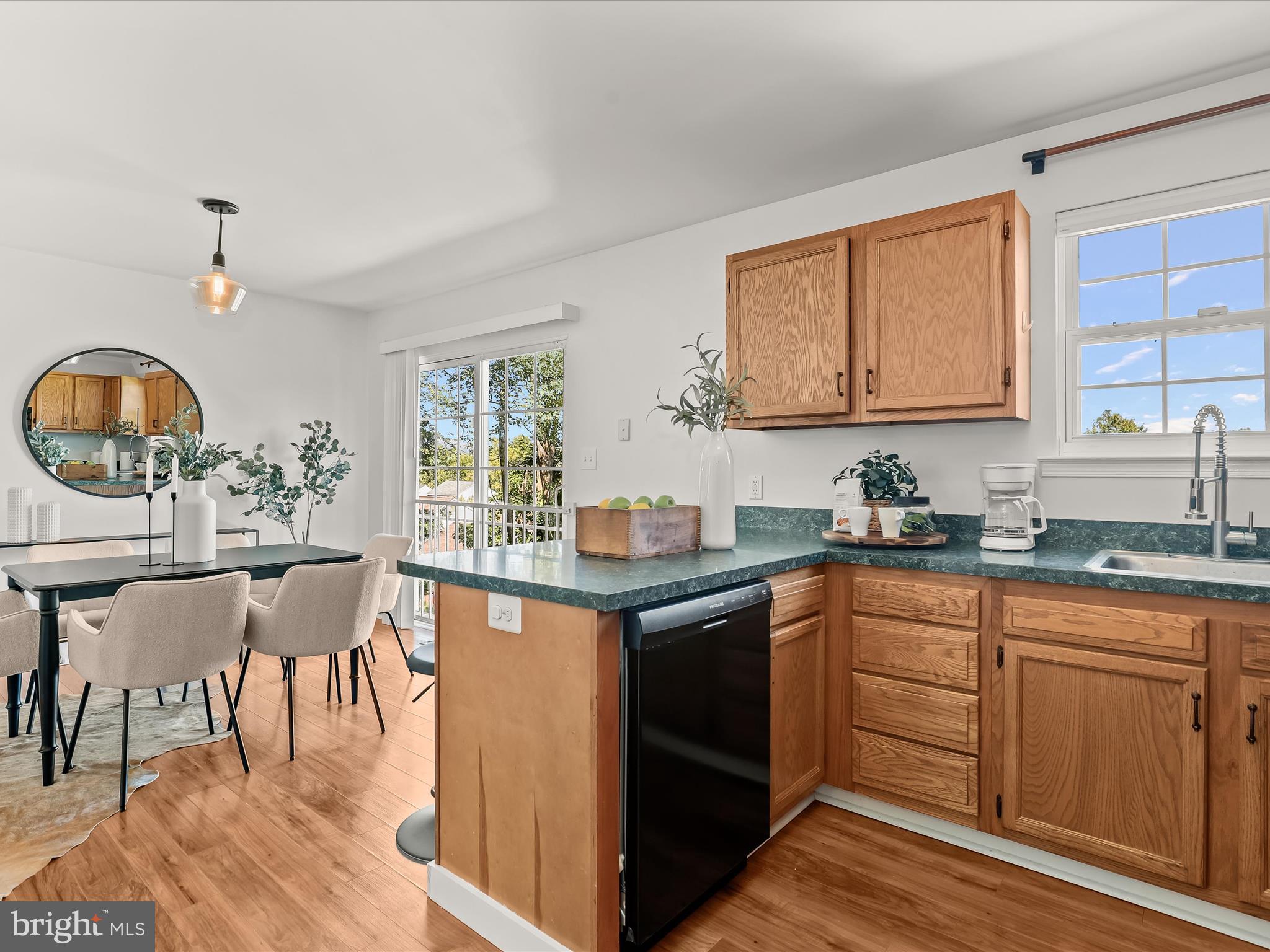 HANNAH PARK - Residential