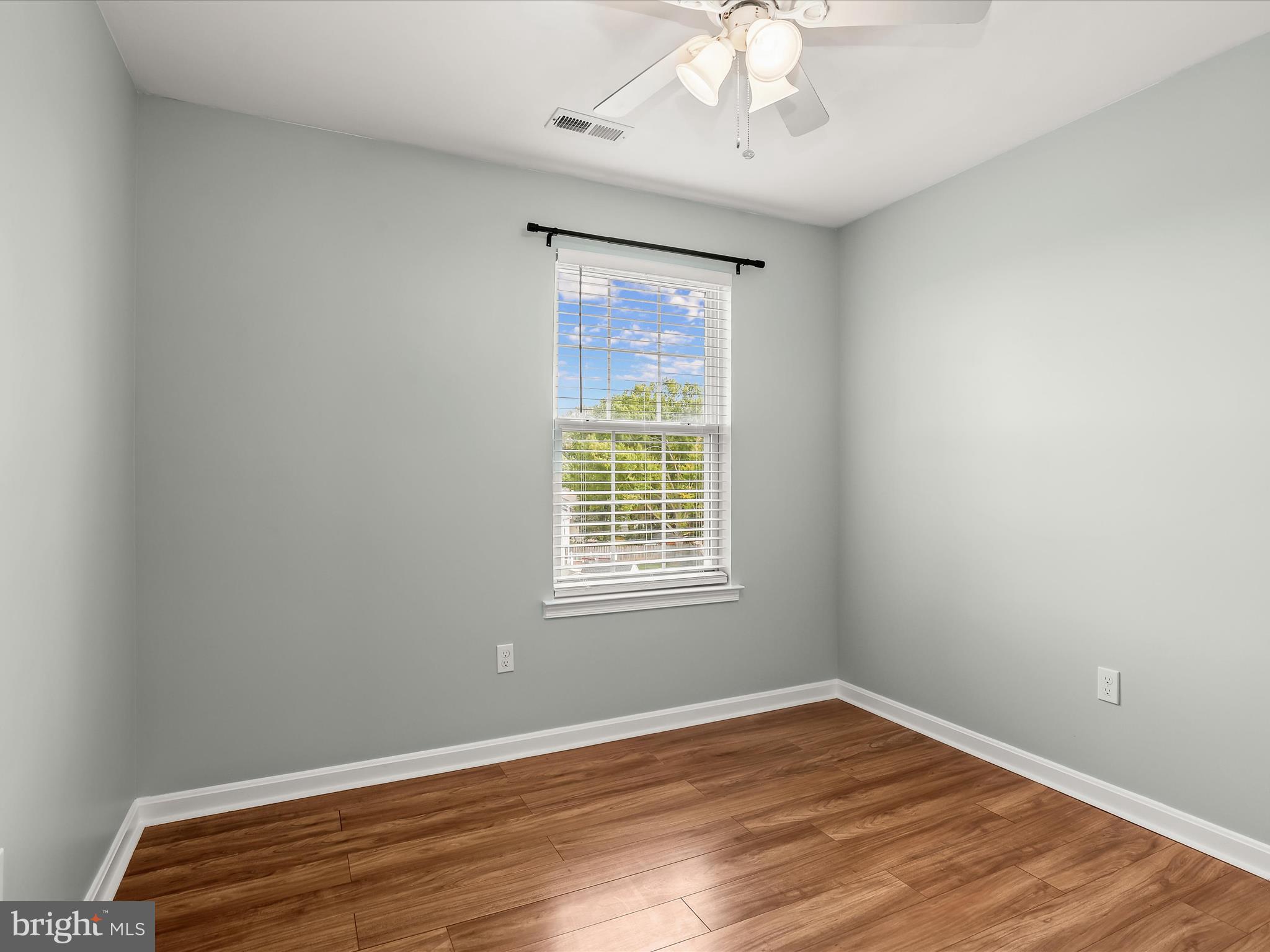 HANNAH PARK - Residential