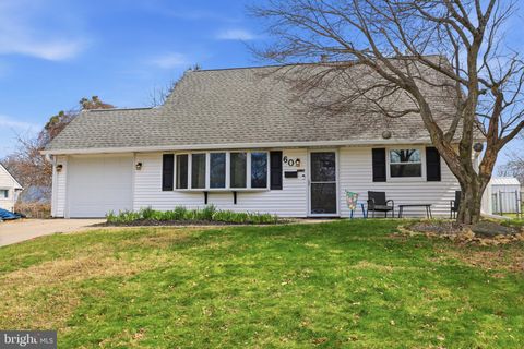 60 LOWER ORCHARD DRIVE LEVITTOWN PA 19056