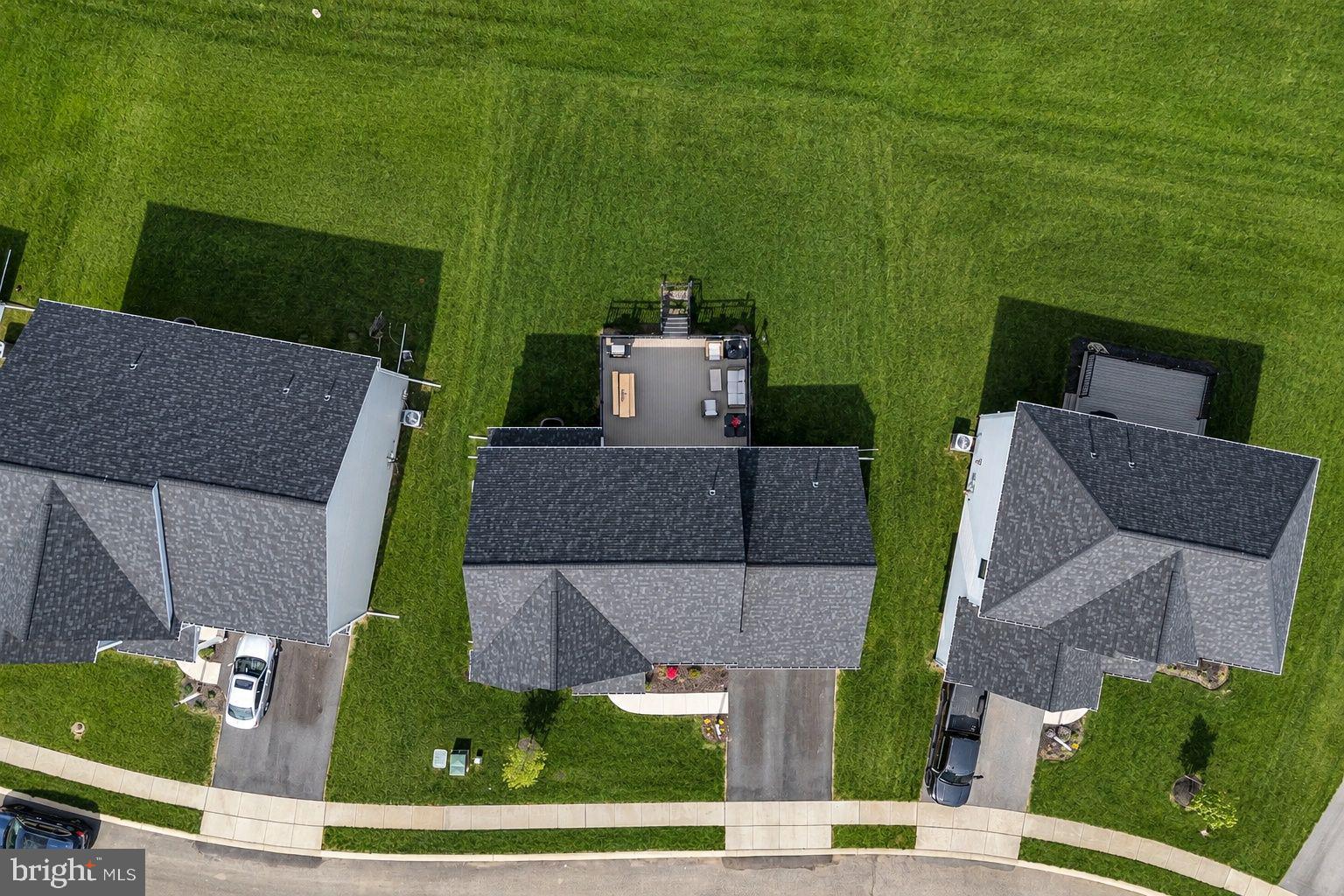 SPRING MEADOW RESERVE - Residential