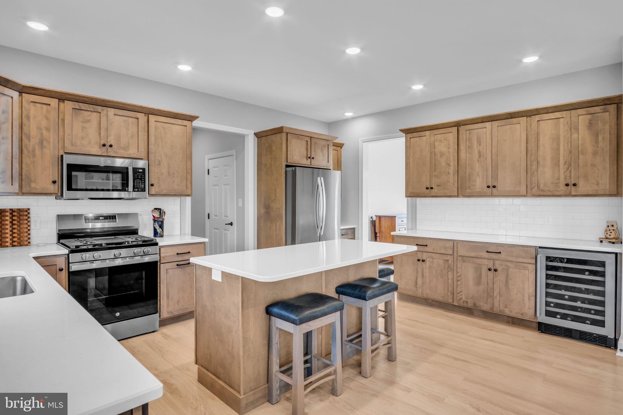 SPRING MEADOW RESERVE - Residential