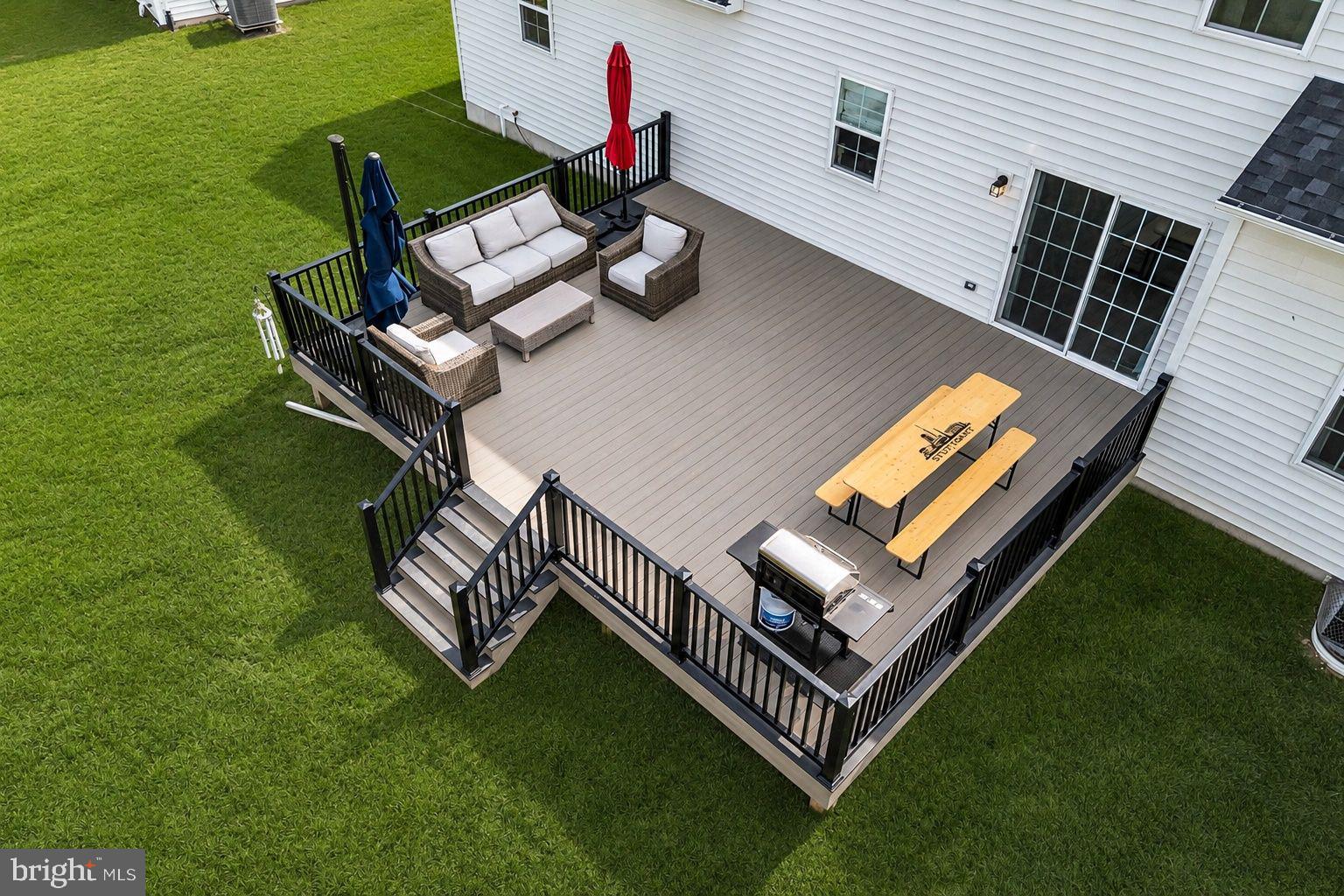 SPRING MEADOW RESERVE - Residential