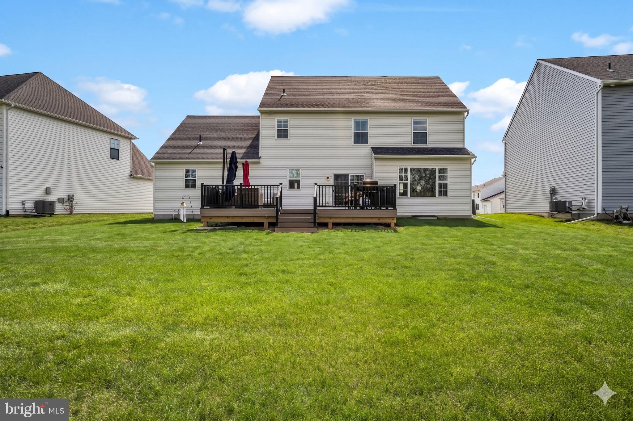 SPRING MEADOW RESERVE - Residential
