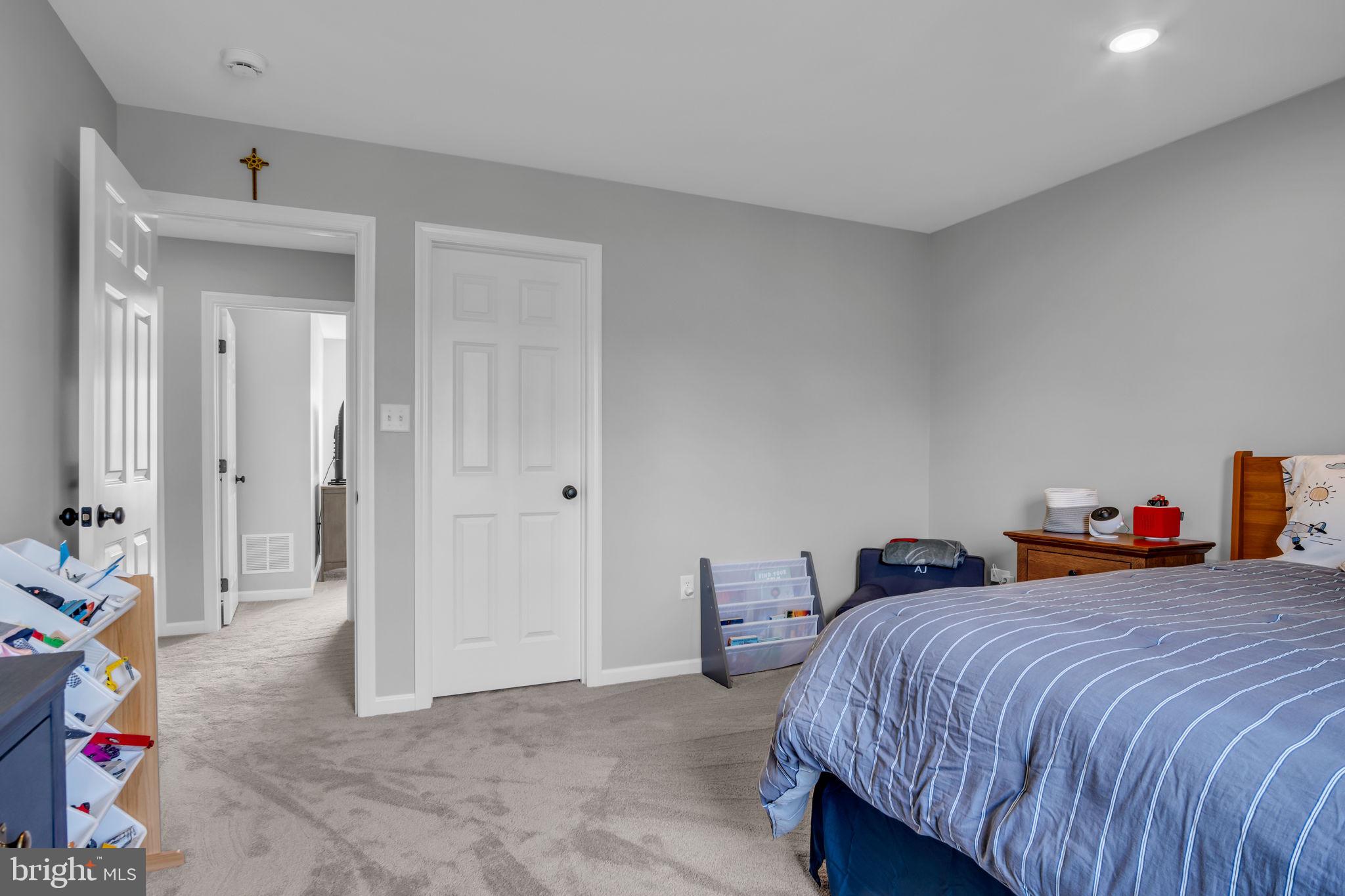 SPRING MEADOW RESERVE - Residential