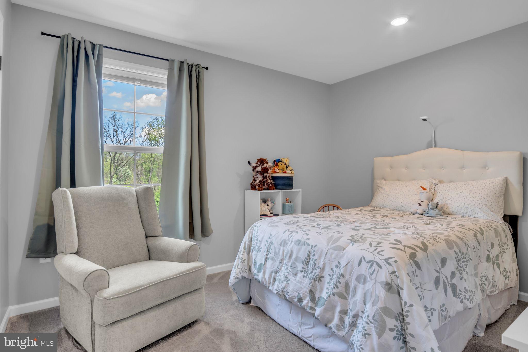 SPRING MEADOW RESERVE - Residential