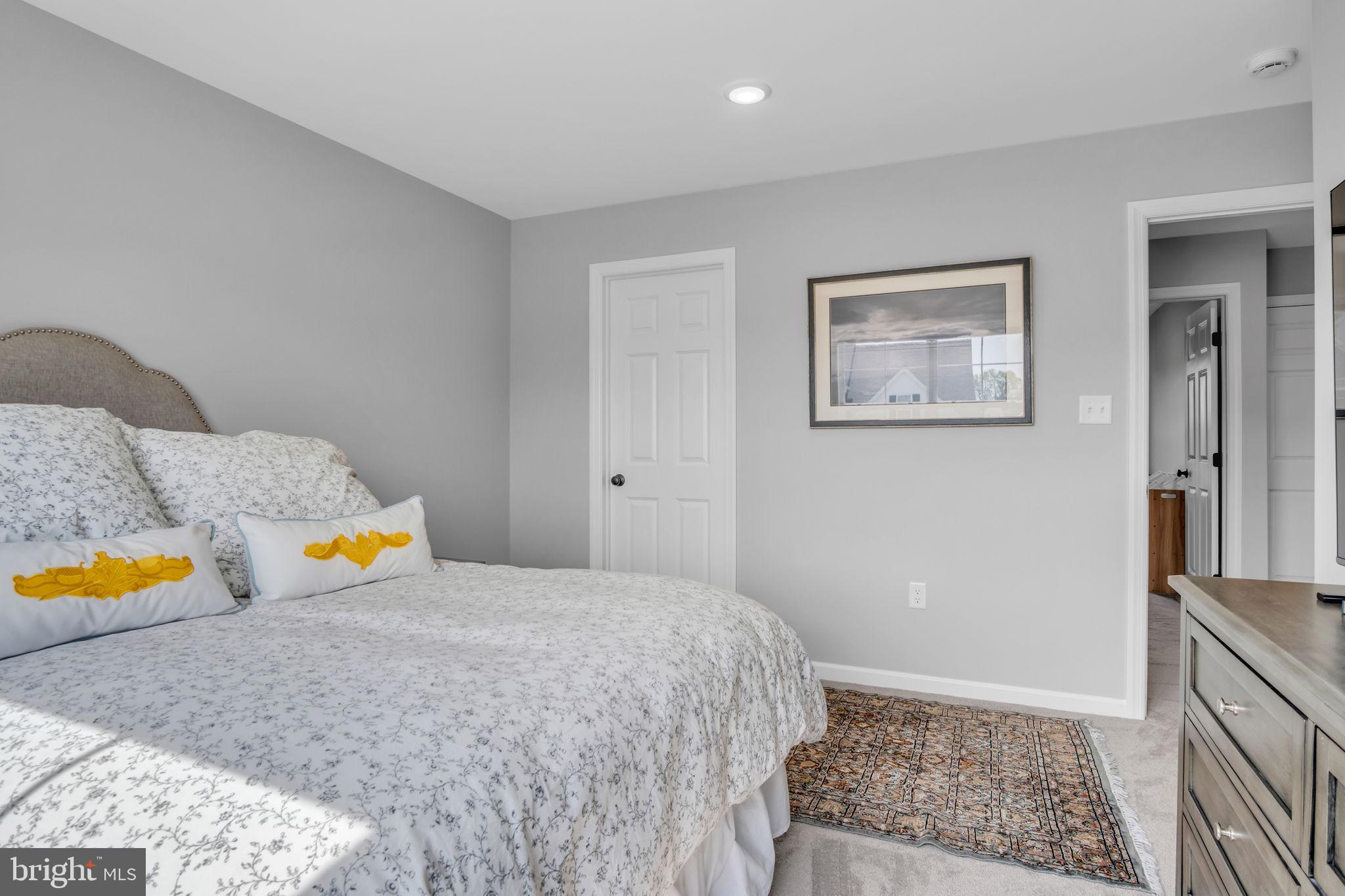 SPRING MEADOW RESERVE - Residential