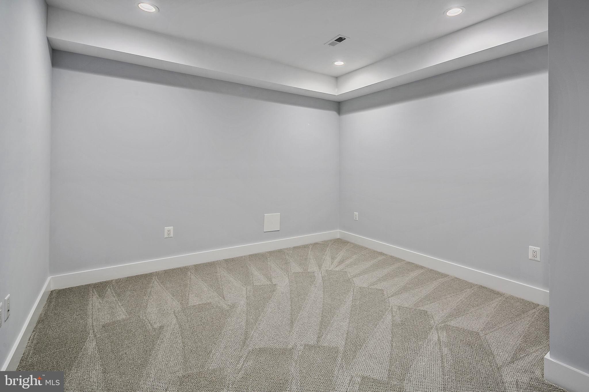 ARLINGTON VILLAGE - Residential