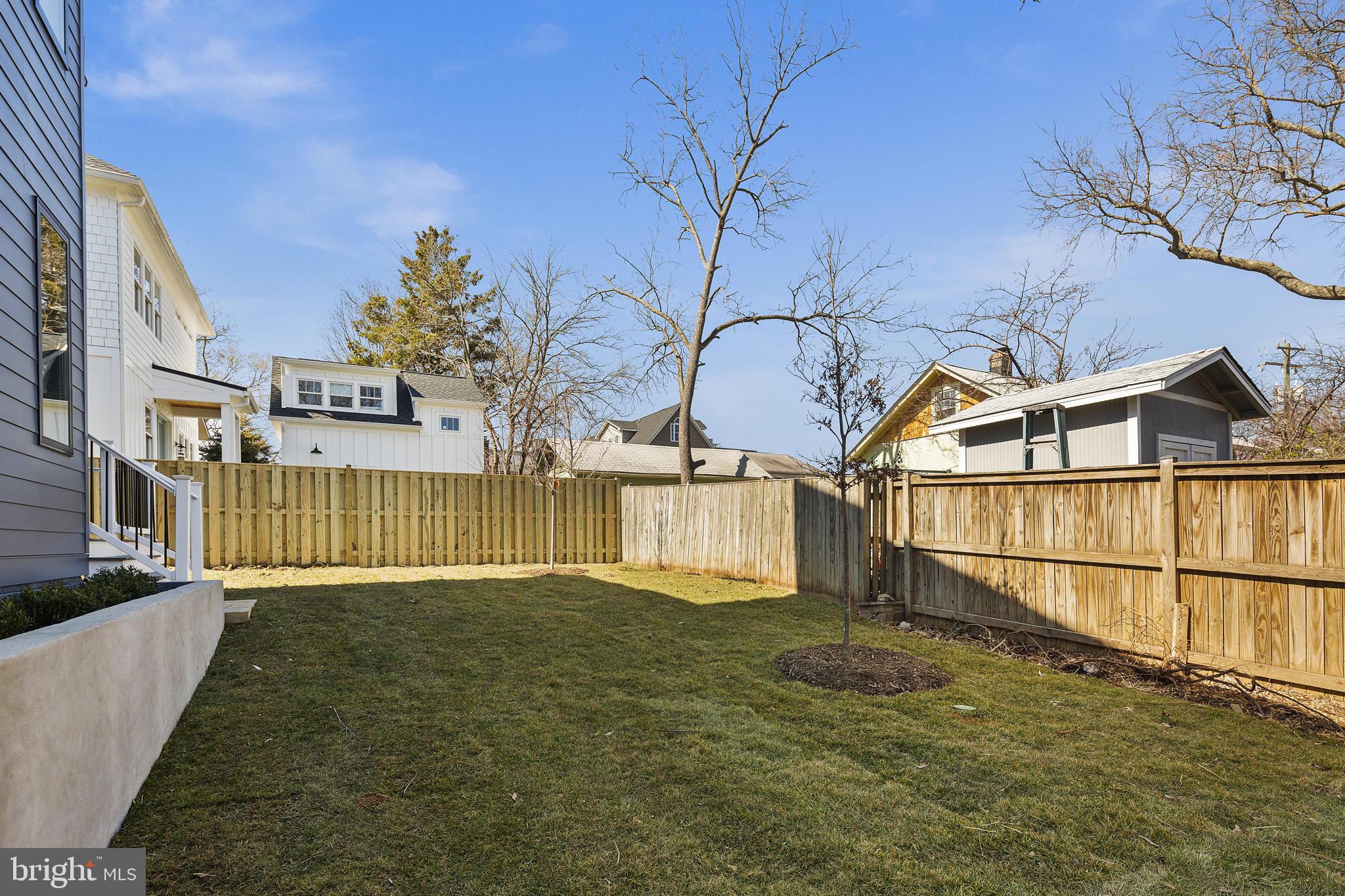 ARLINGTON VILLAGE - Residential