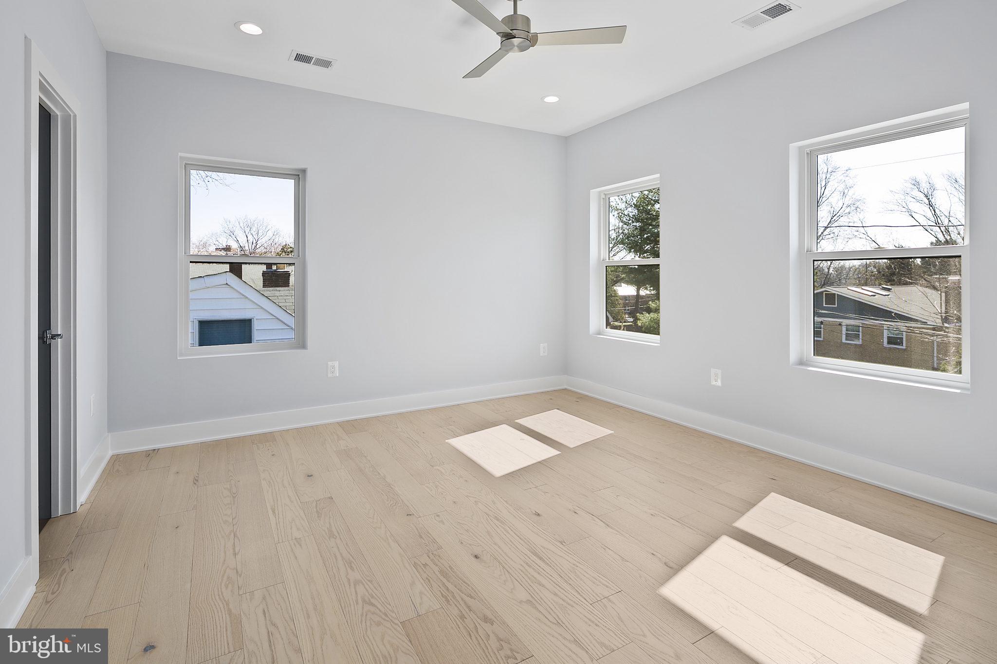 ARLINGTON VILLAGE - Residential