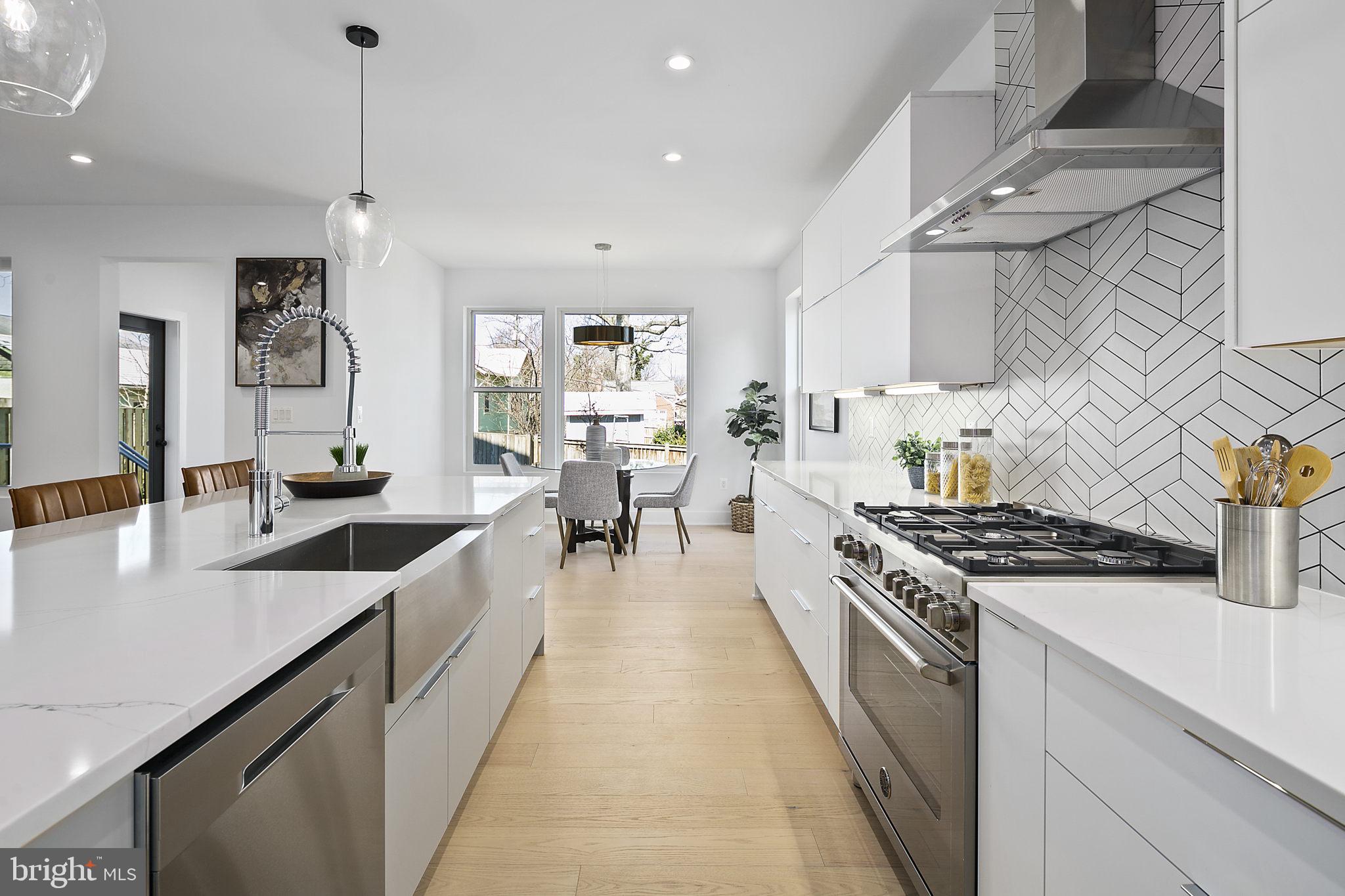 ARLINGTON VILLAGE - Residential