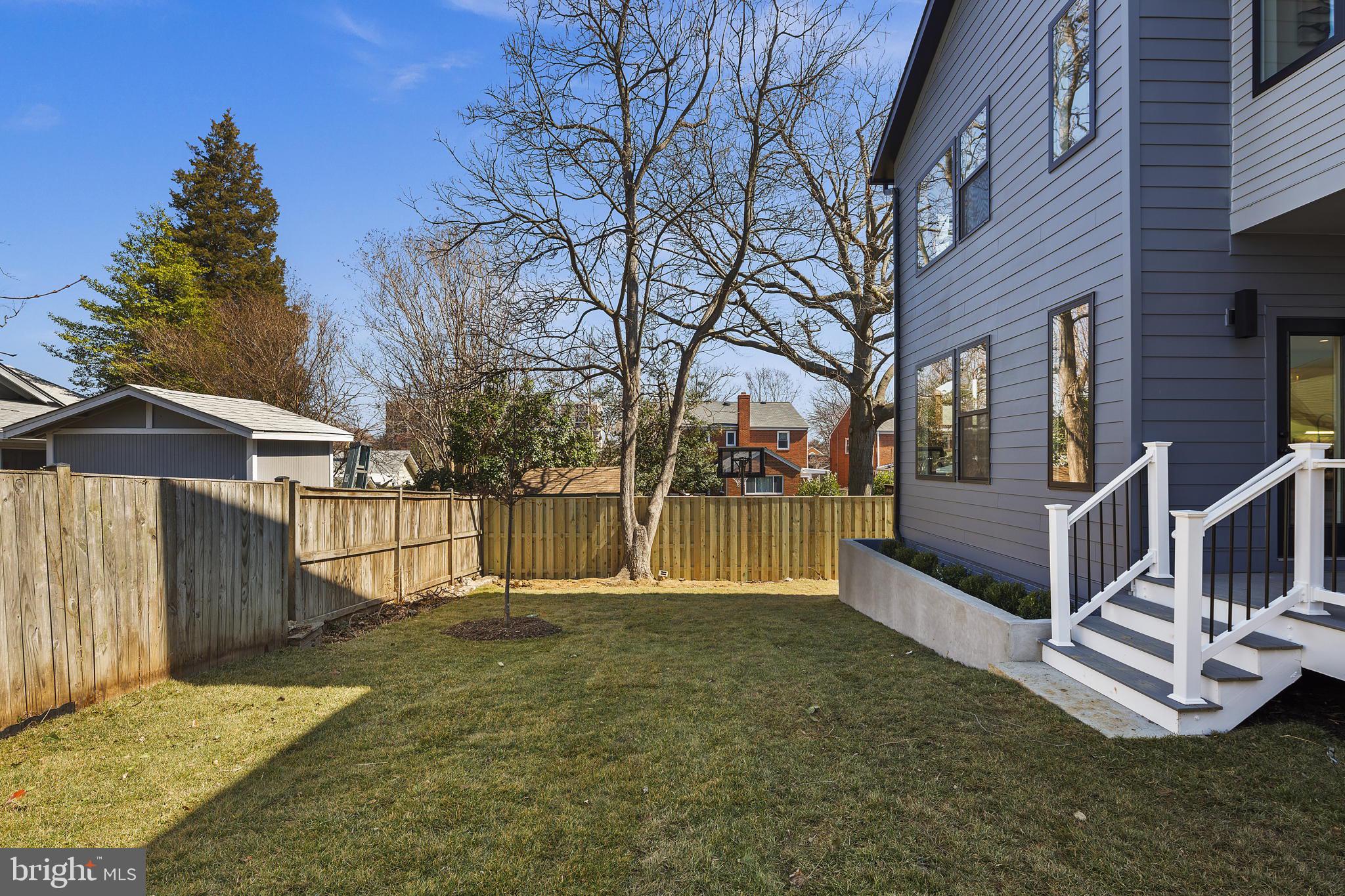 ARLINGTON VILLAGE - Residential