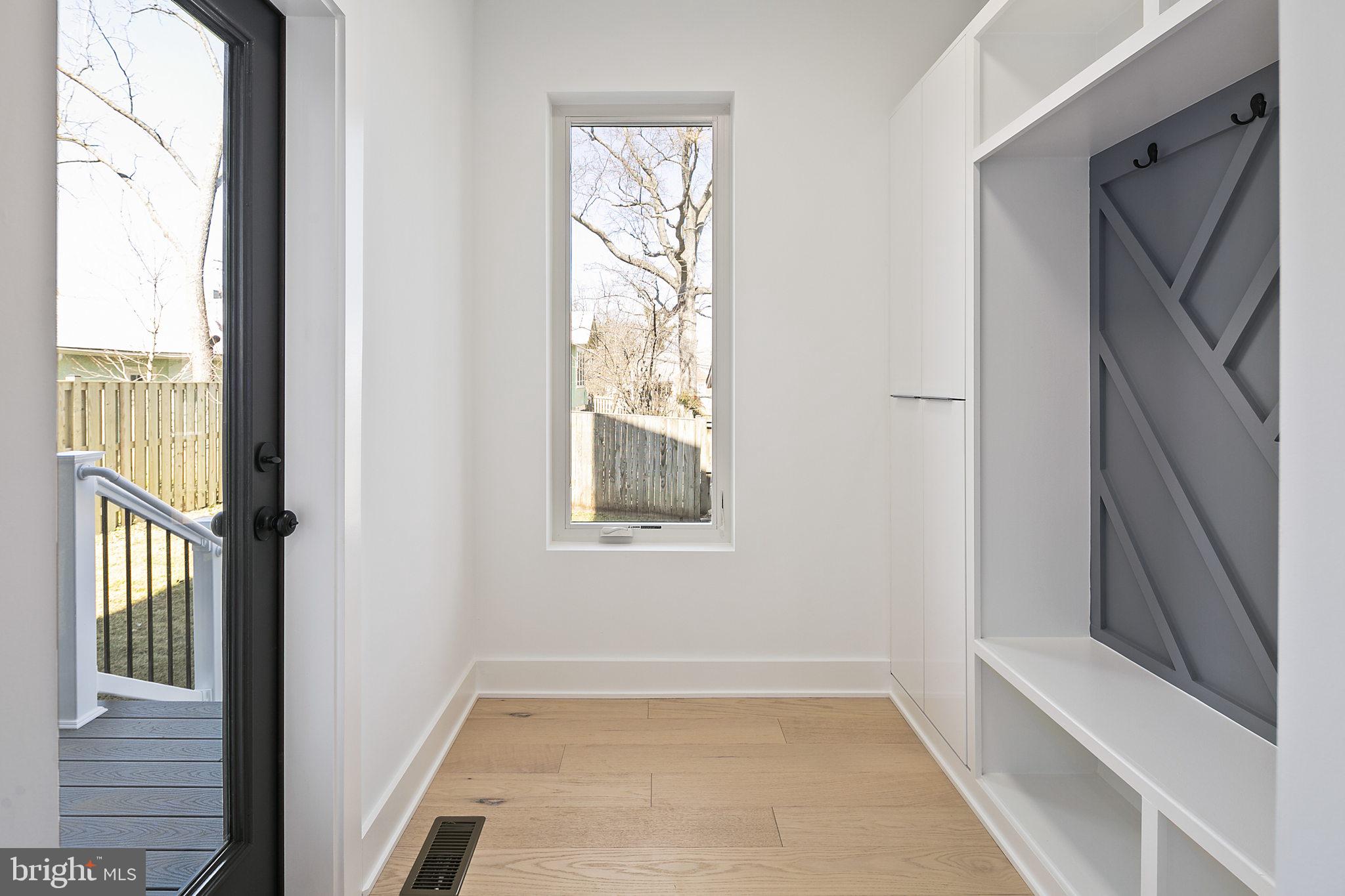 ARLINGTON VILLAGE - Residential