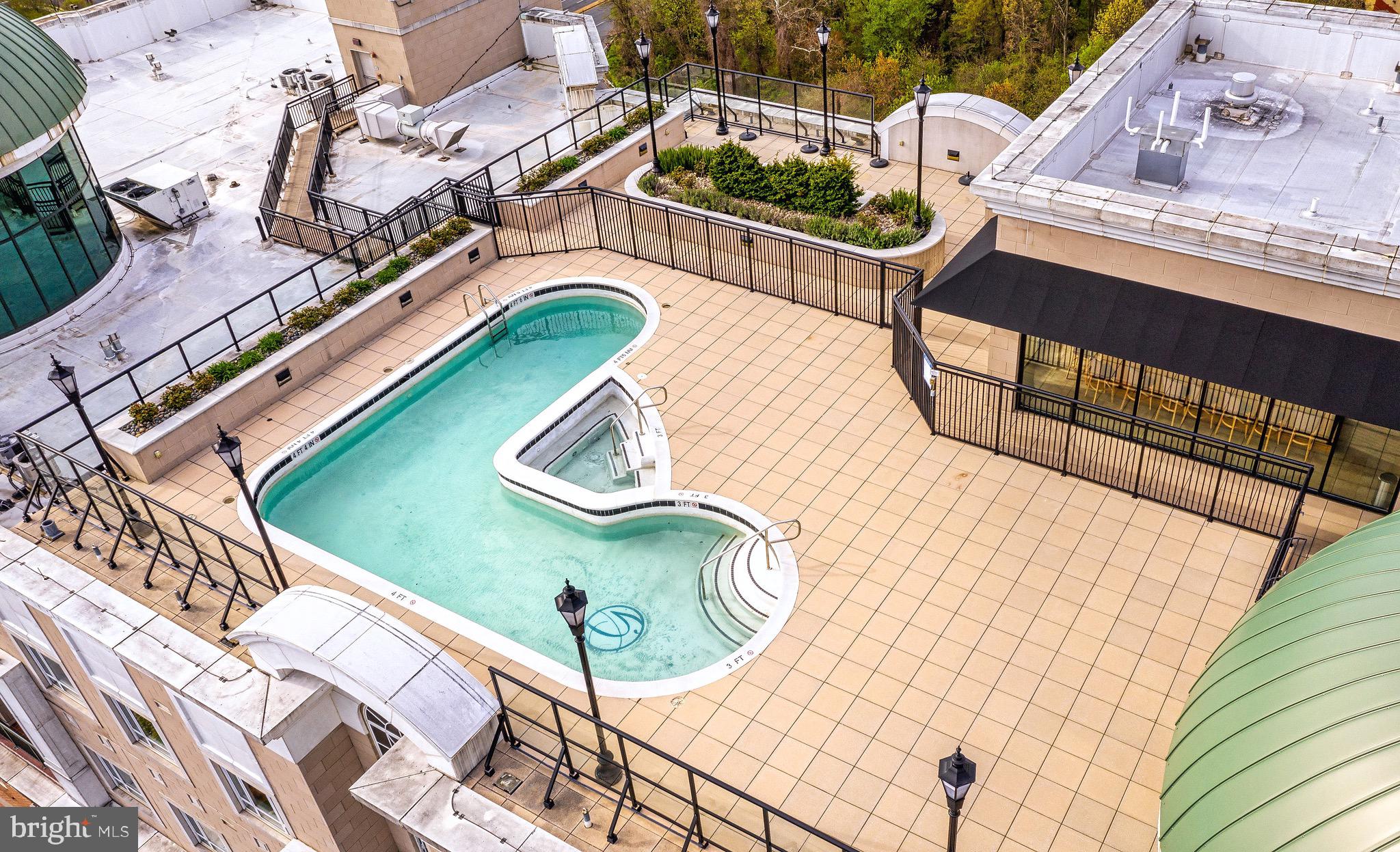 ANNAPOLIS TOWNE CENTRE - Residential