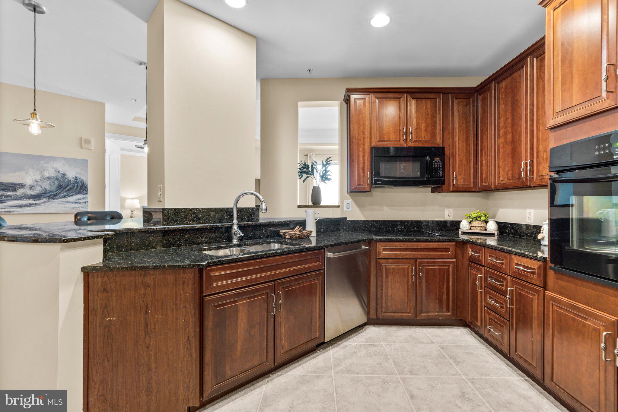 ANNAPOLIS TOWNE CENTRE - Residential