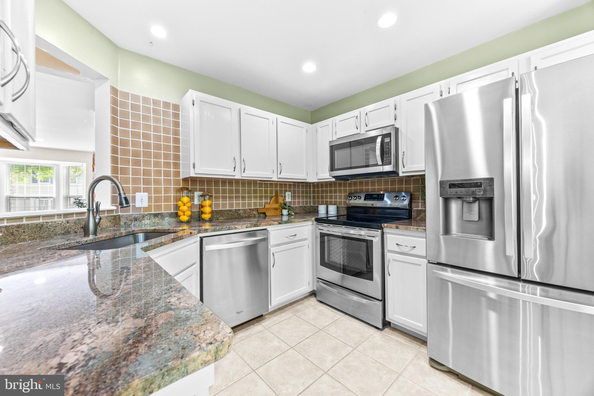 BEECHWOOD HILL - Residential