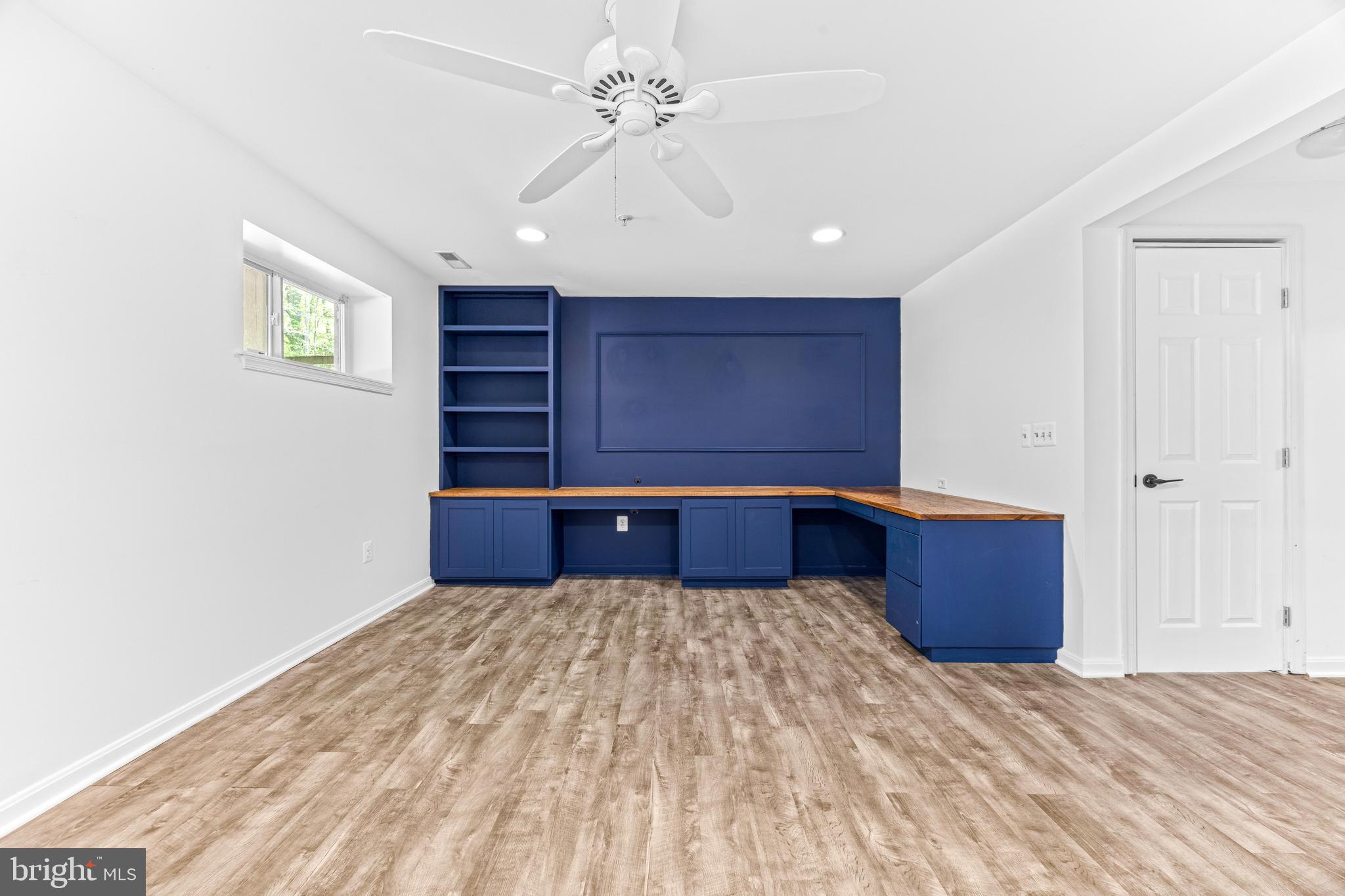 BEECHWOOD HILL - Residential