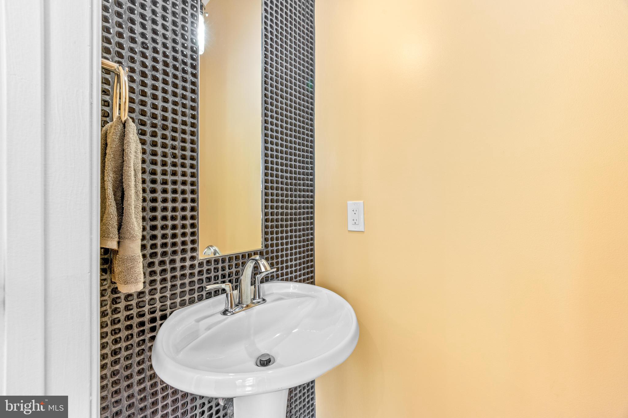 BEECHWOOD HILL - Residential