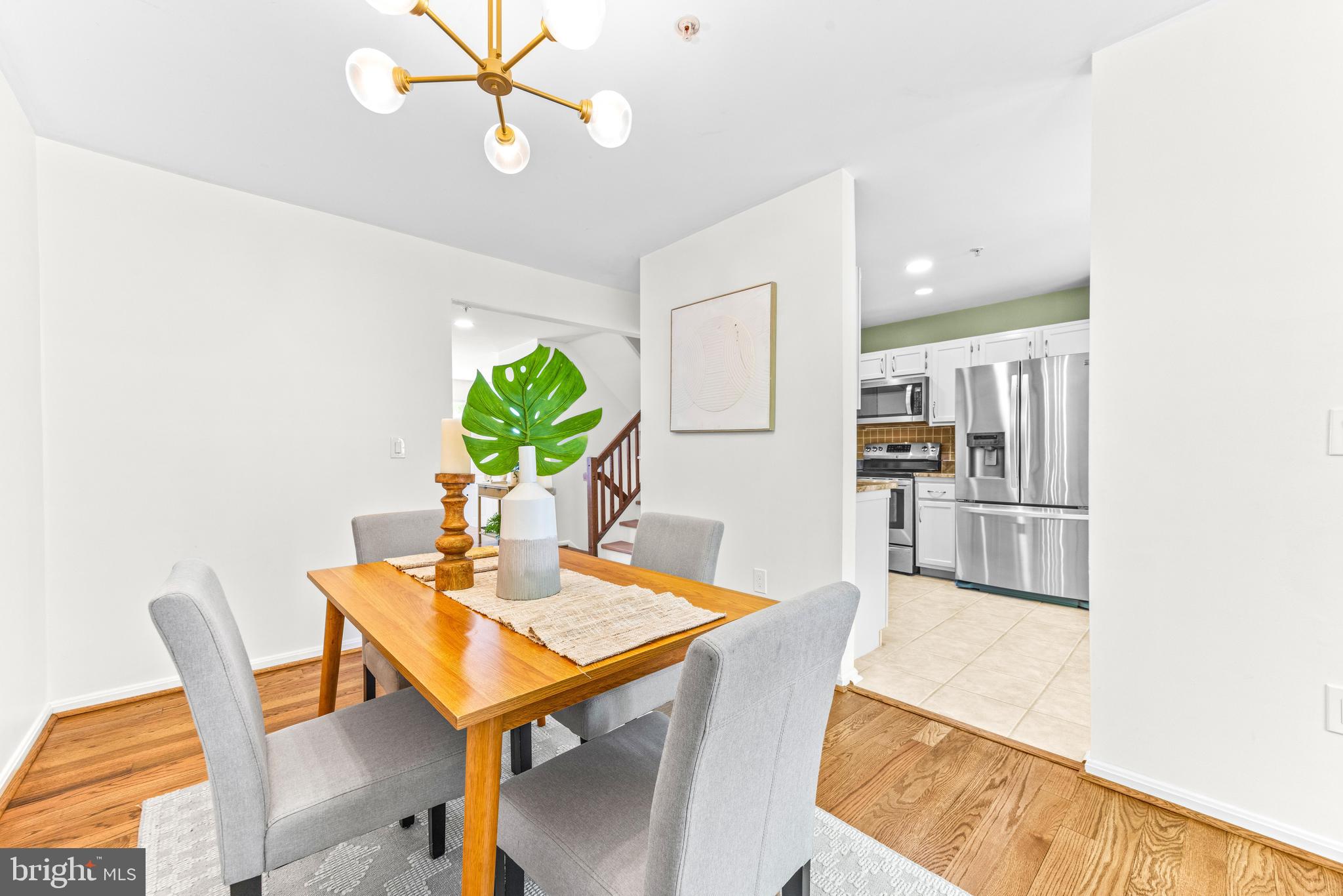 BEECHWOOD HILL - Residential