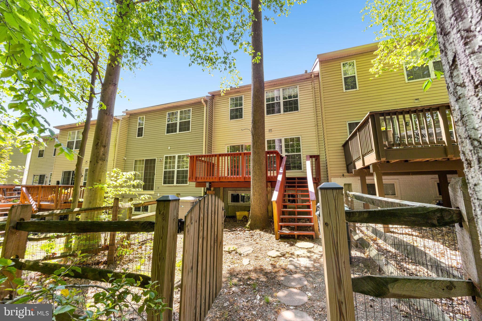 BEECHWOOD HILL - Residential