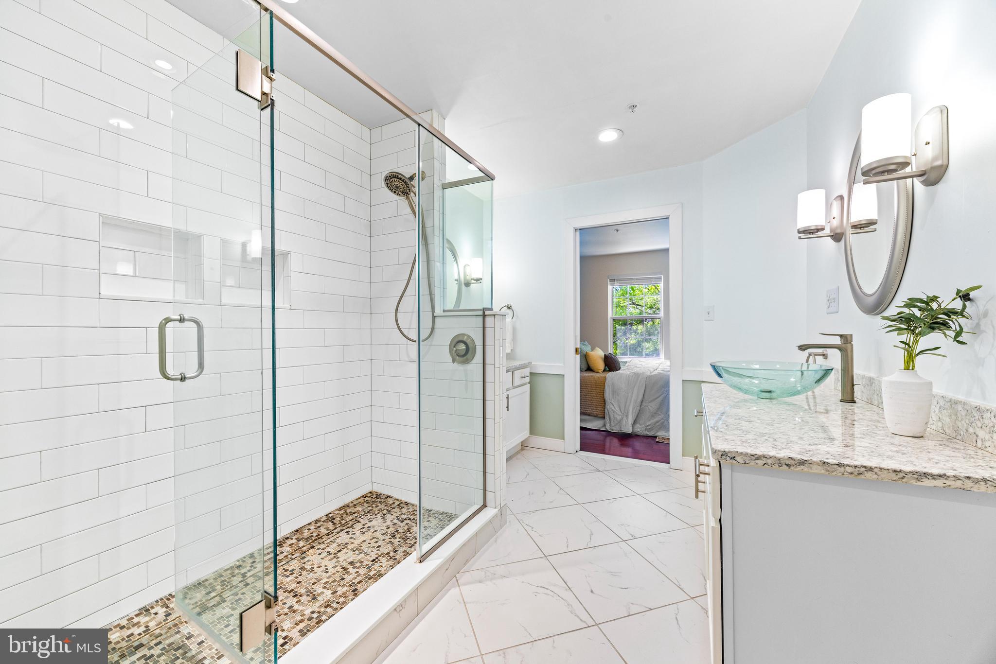 BEECHWOOD HILL - Residential